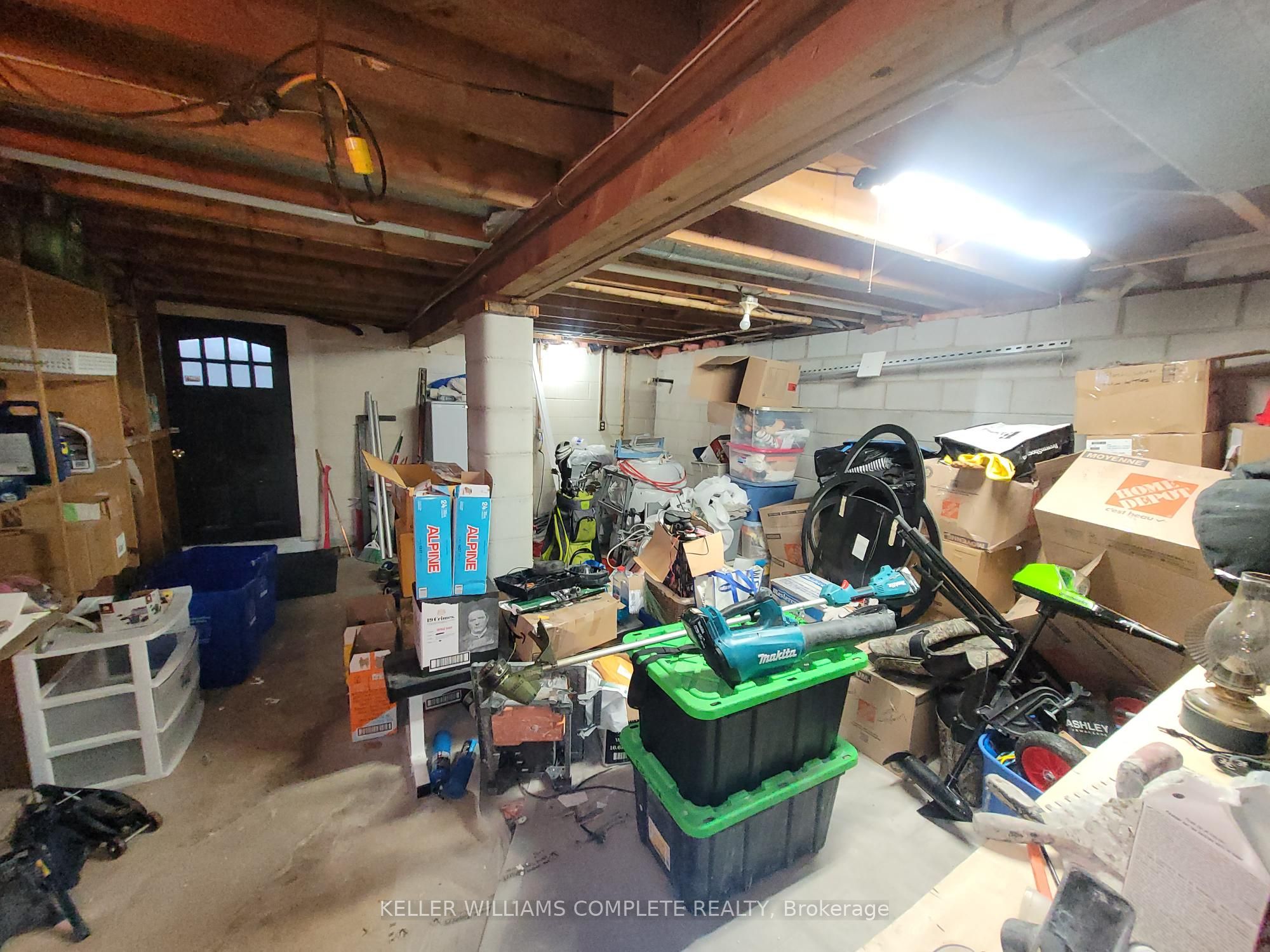 879 West 5th Street Property Photo 29