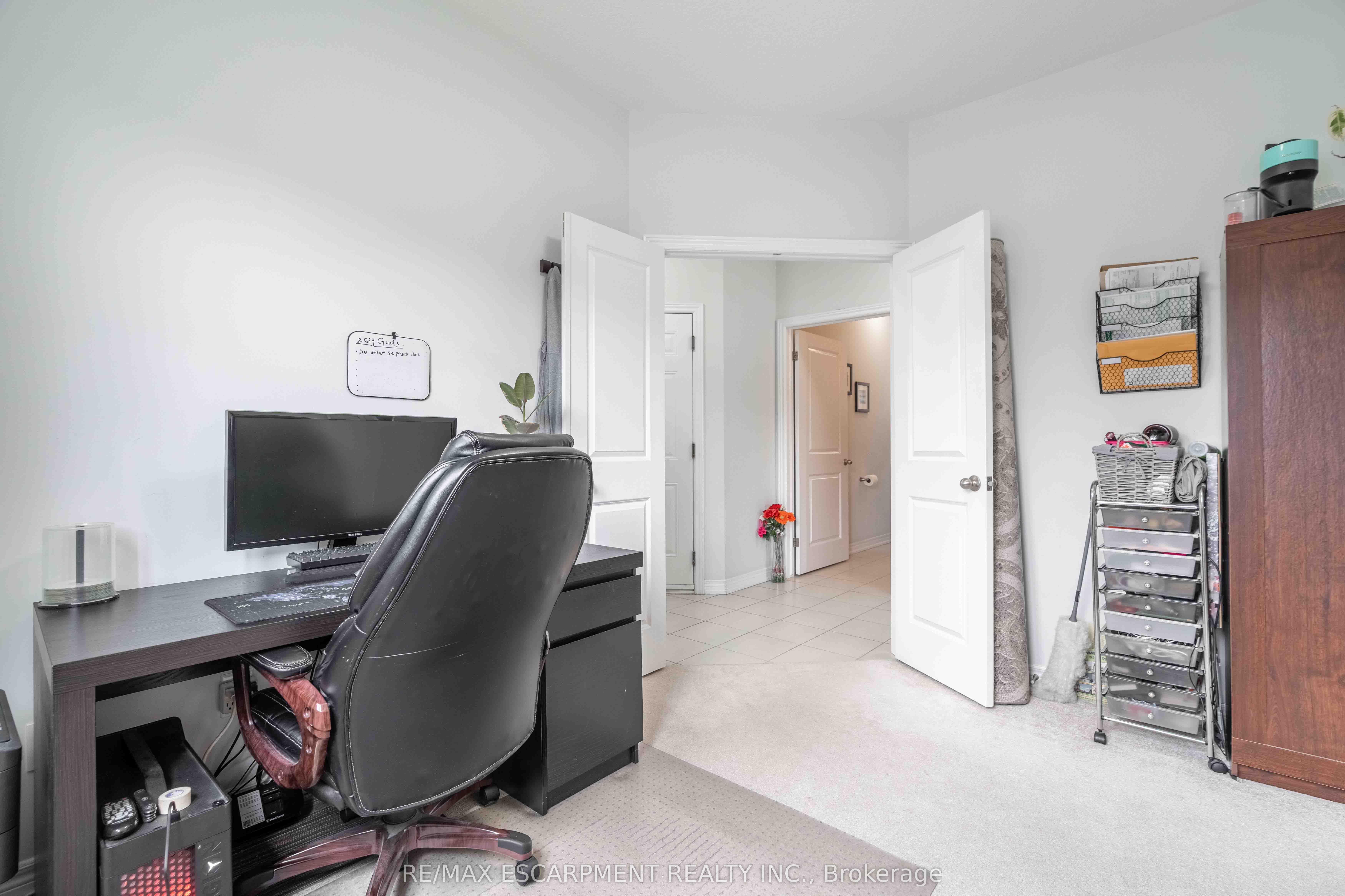 3 Narbonne Crescent Property Photo 7