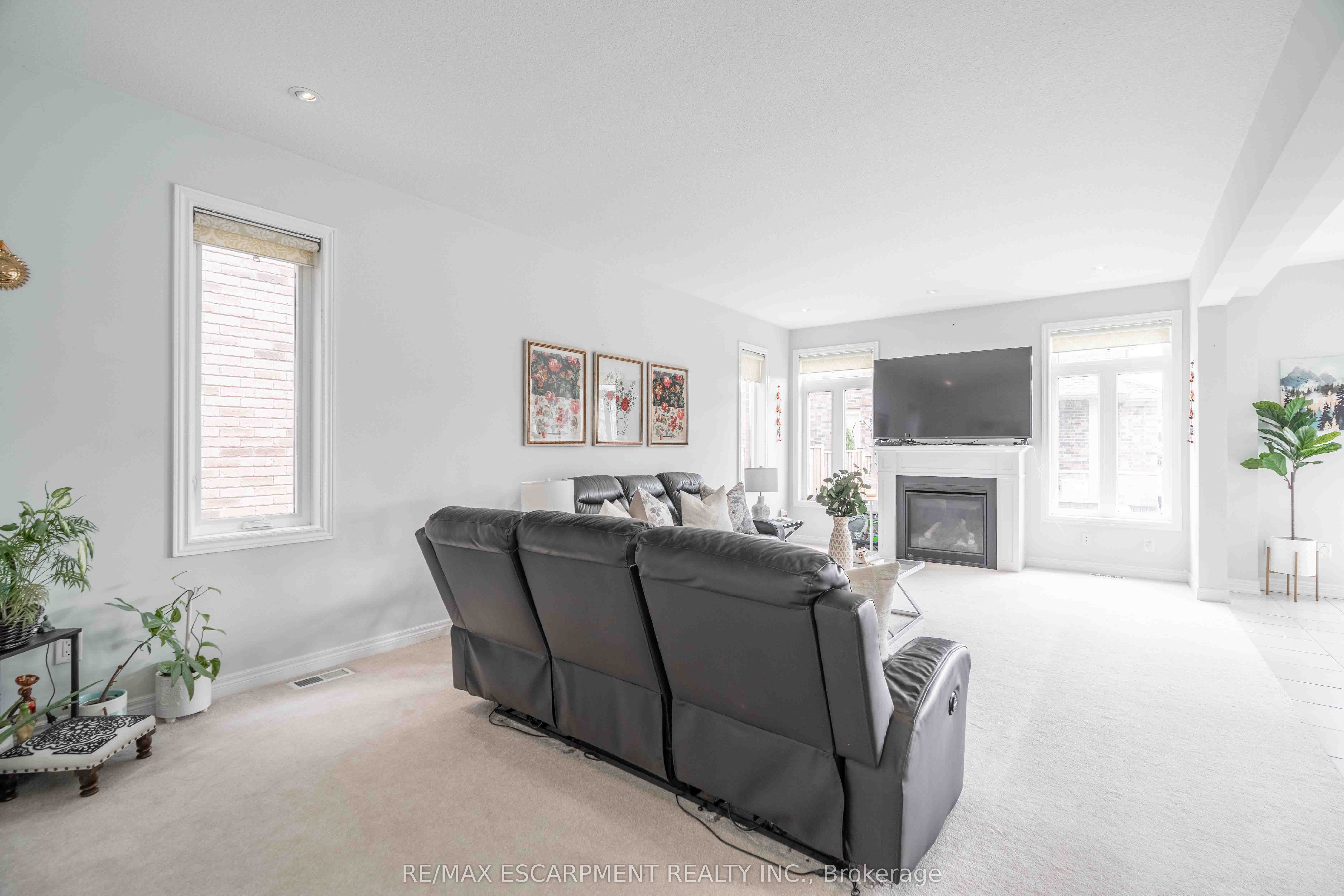 3 Narbonne Crescent Property Photo 8