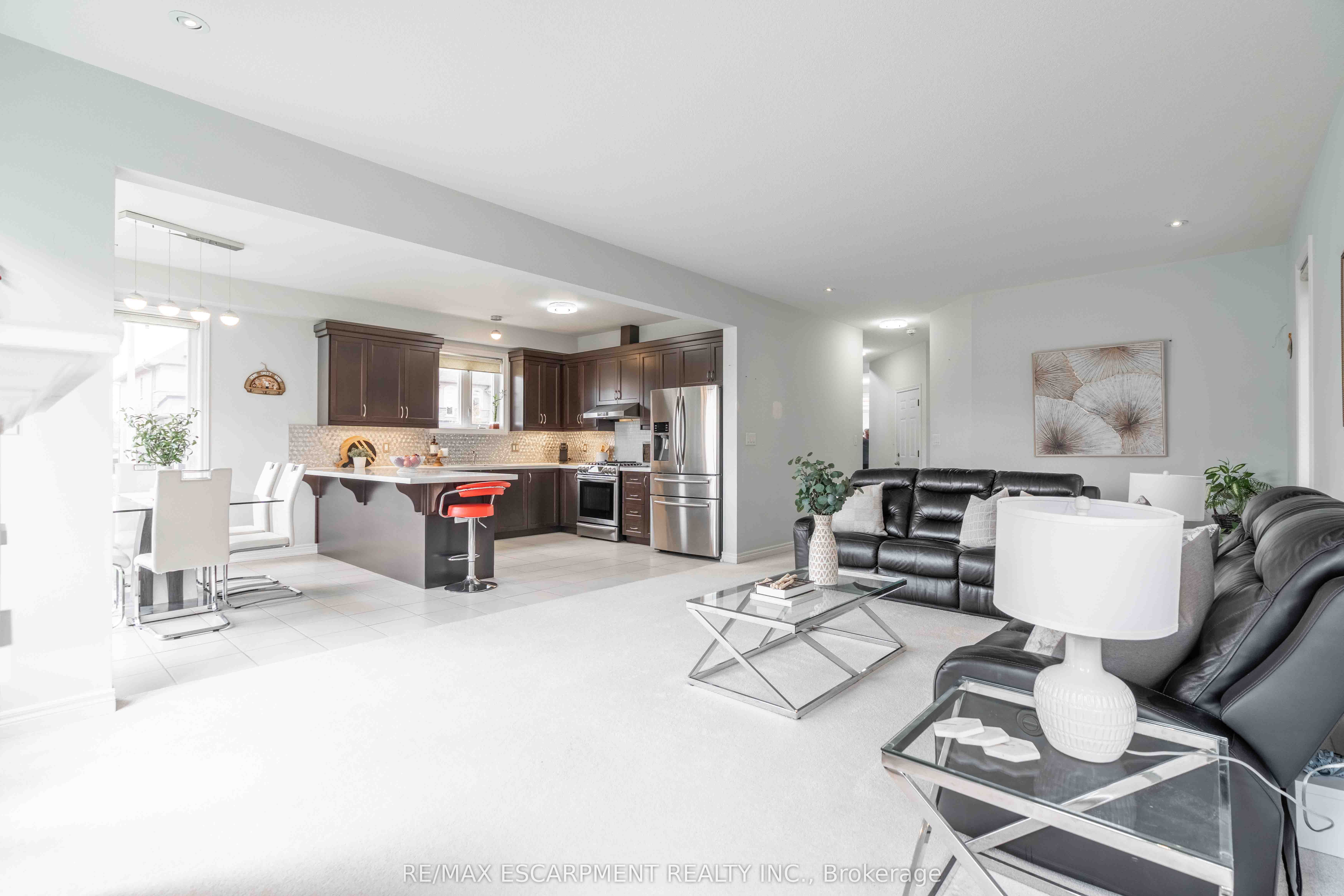3 Narbonne Crescent Property Photo 12