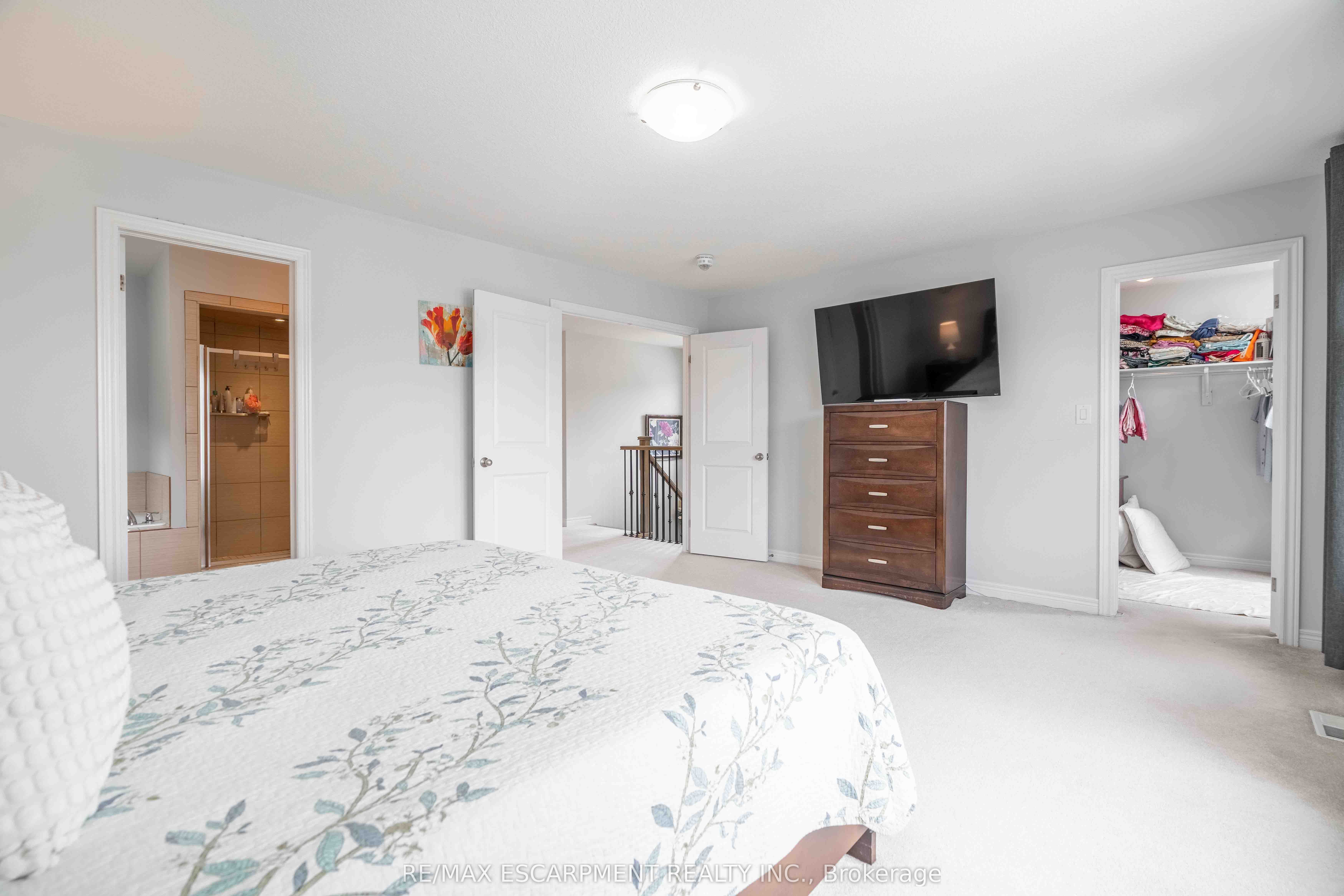 3 Narbonne Crescent Property Photo 28