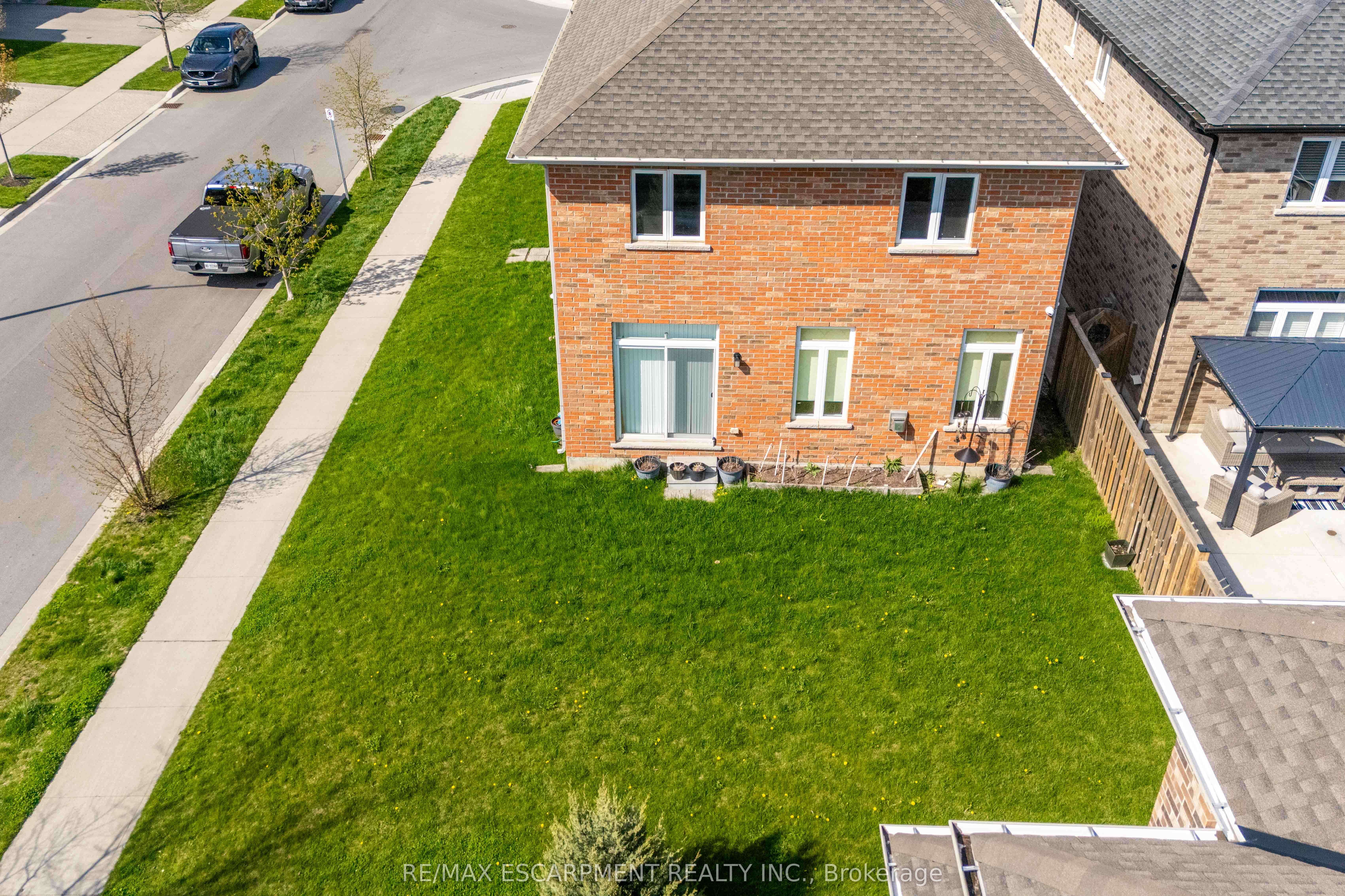 3 Narbonne Crescent Property Photo 47