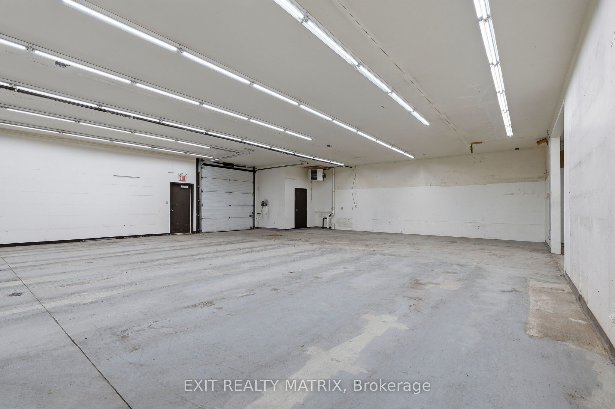 699 Notre Dame Street Property Photo 19