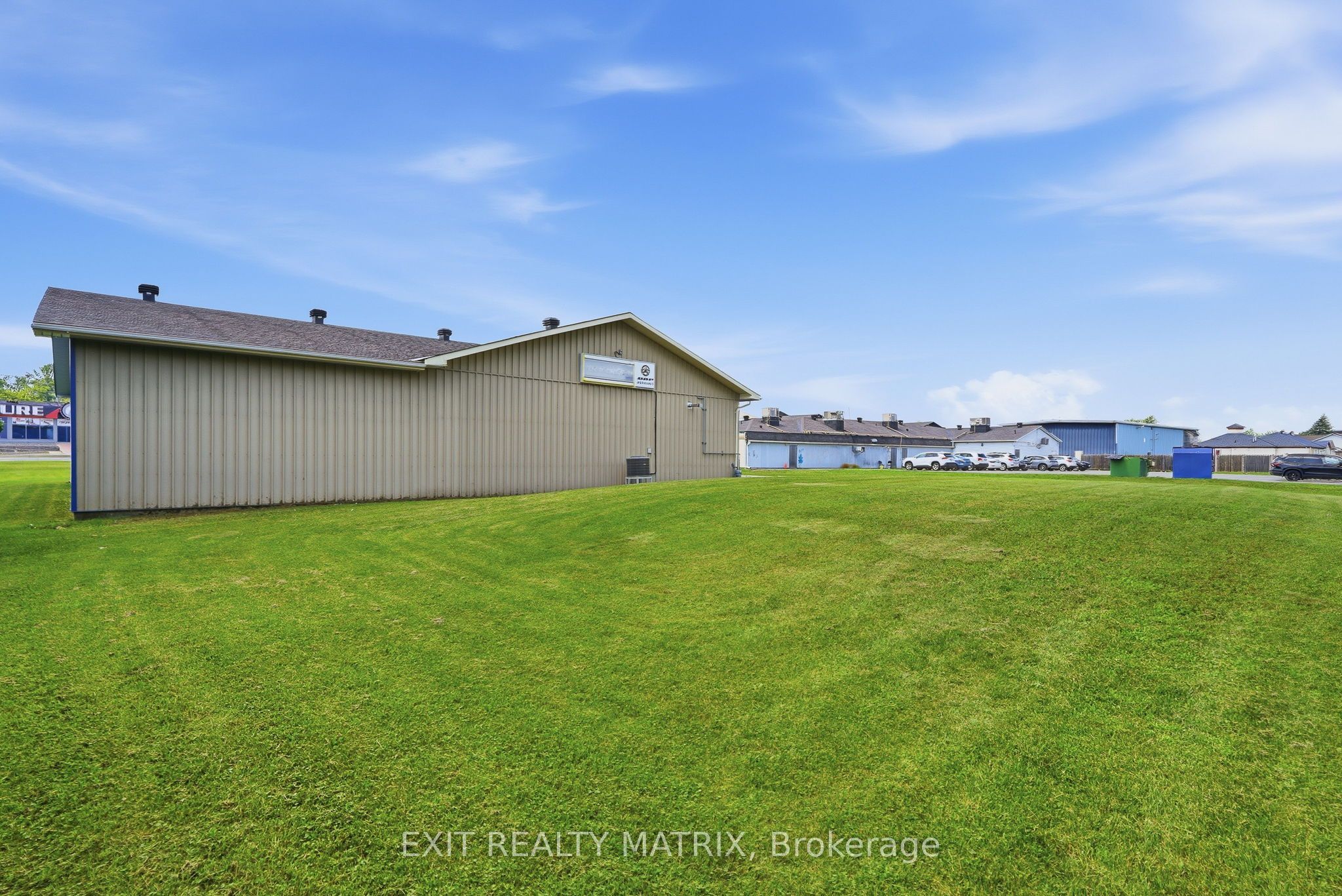 699 Notre Dame Street Property Photo 29