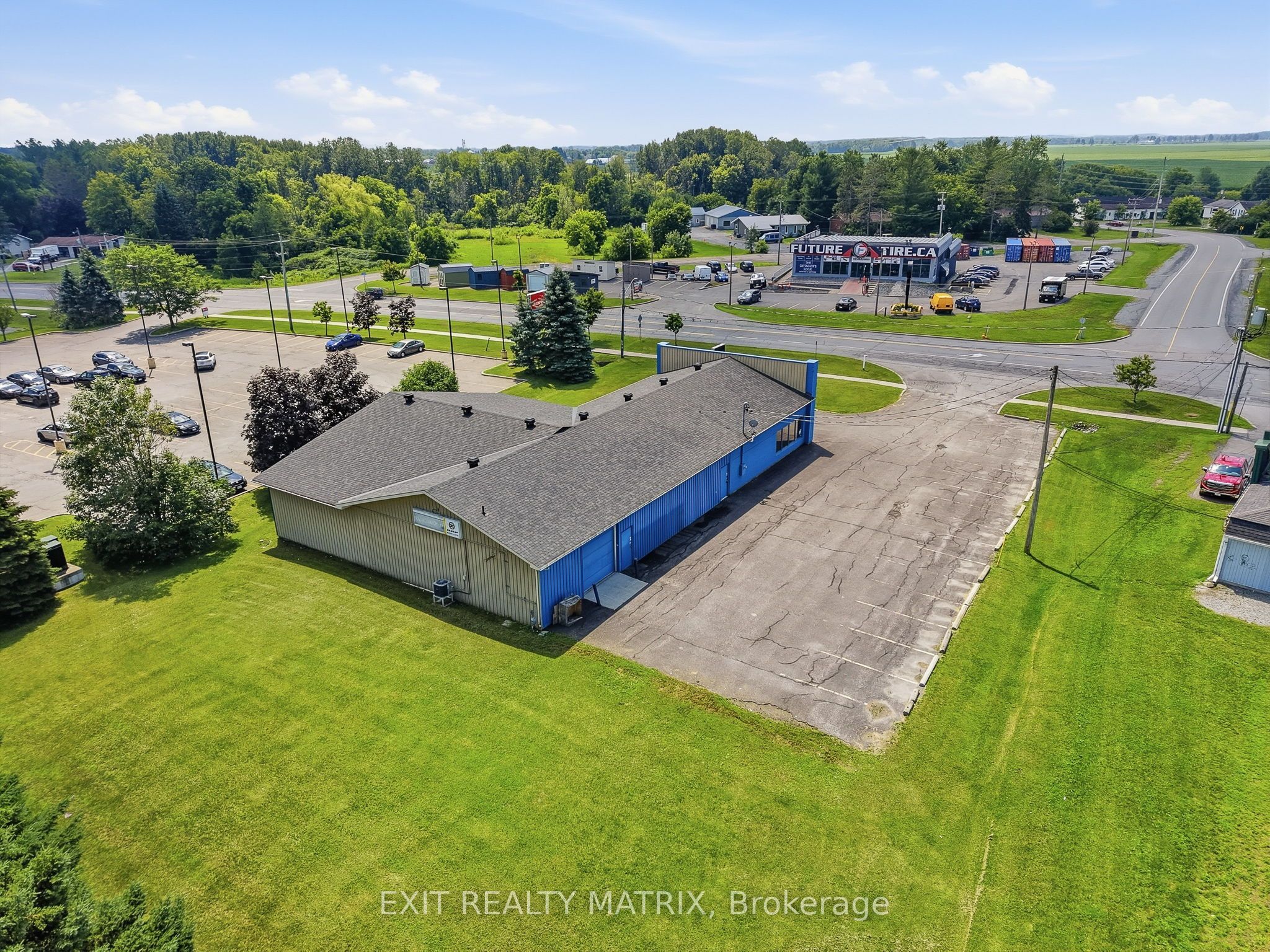 699 Notre Dame Street Property Photo 41