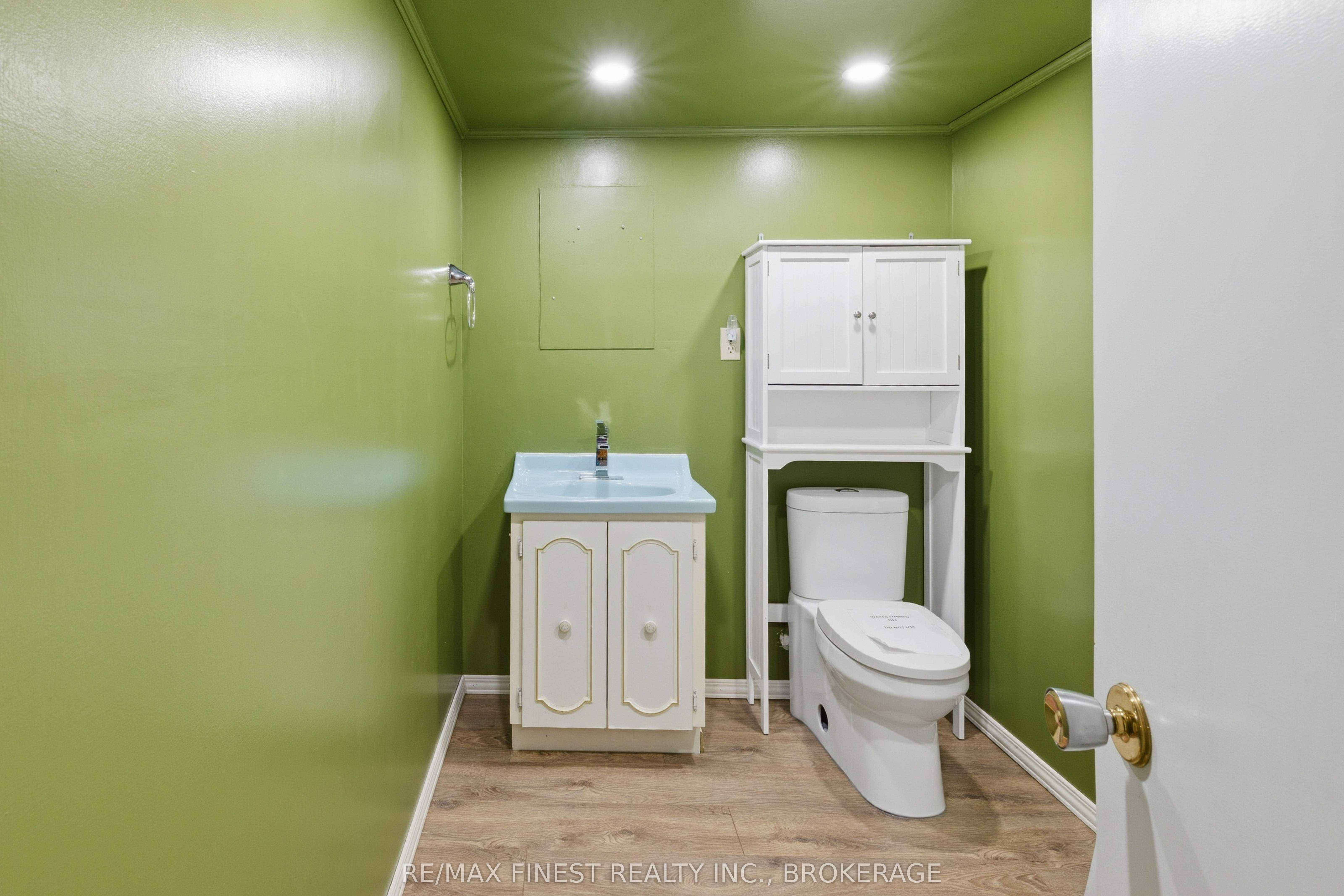 628 Stanford Street Property Photo 33