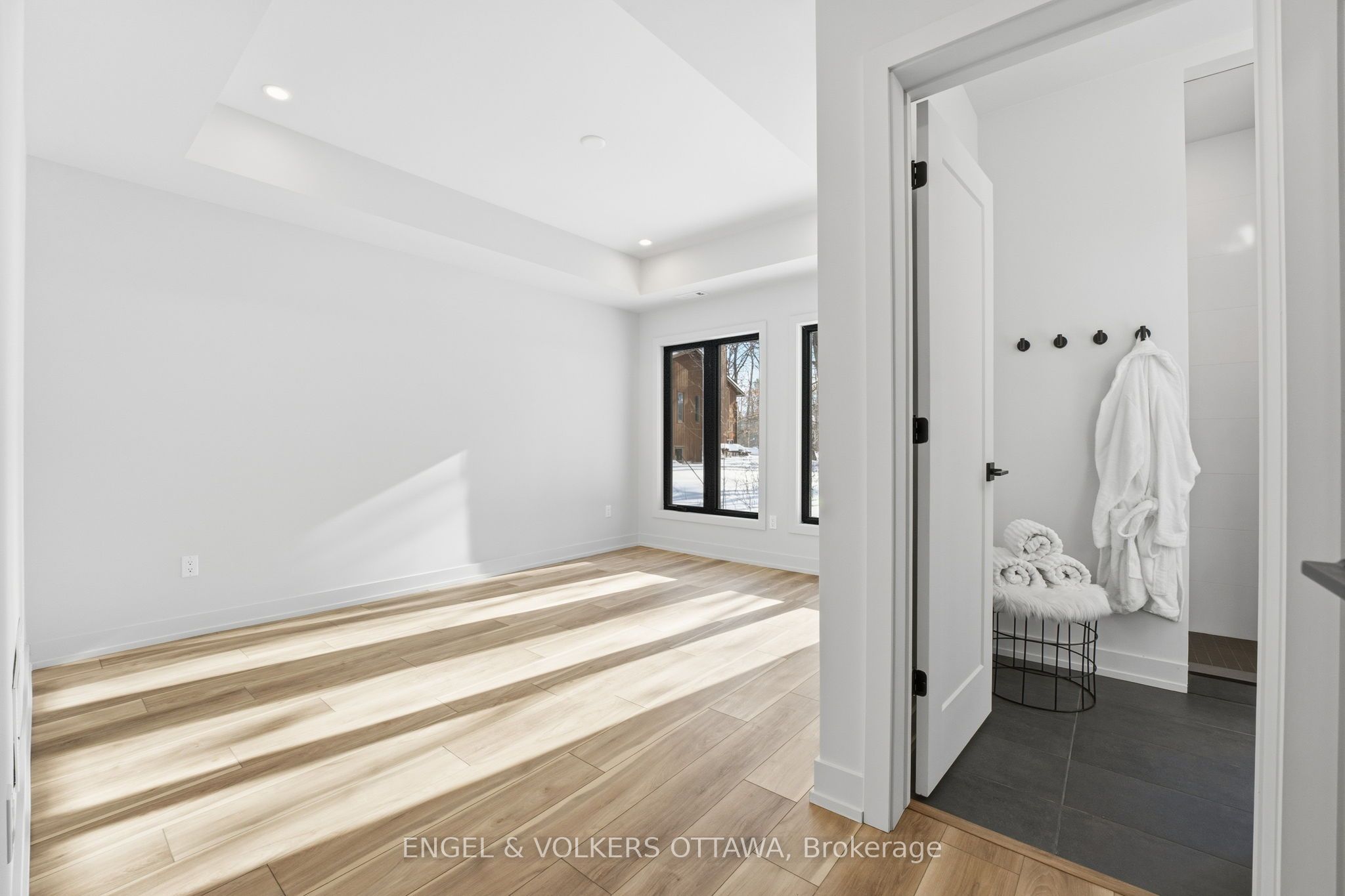 557 Bayview Drive Property Photo 19