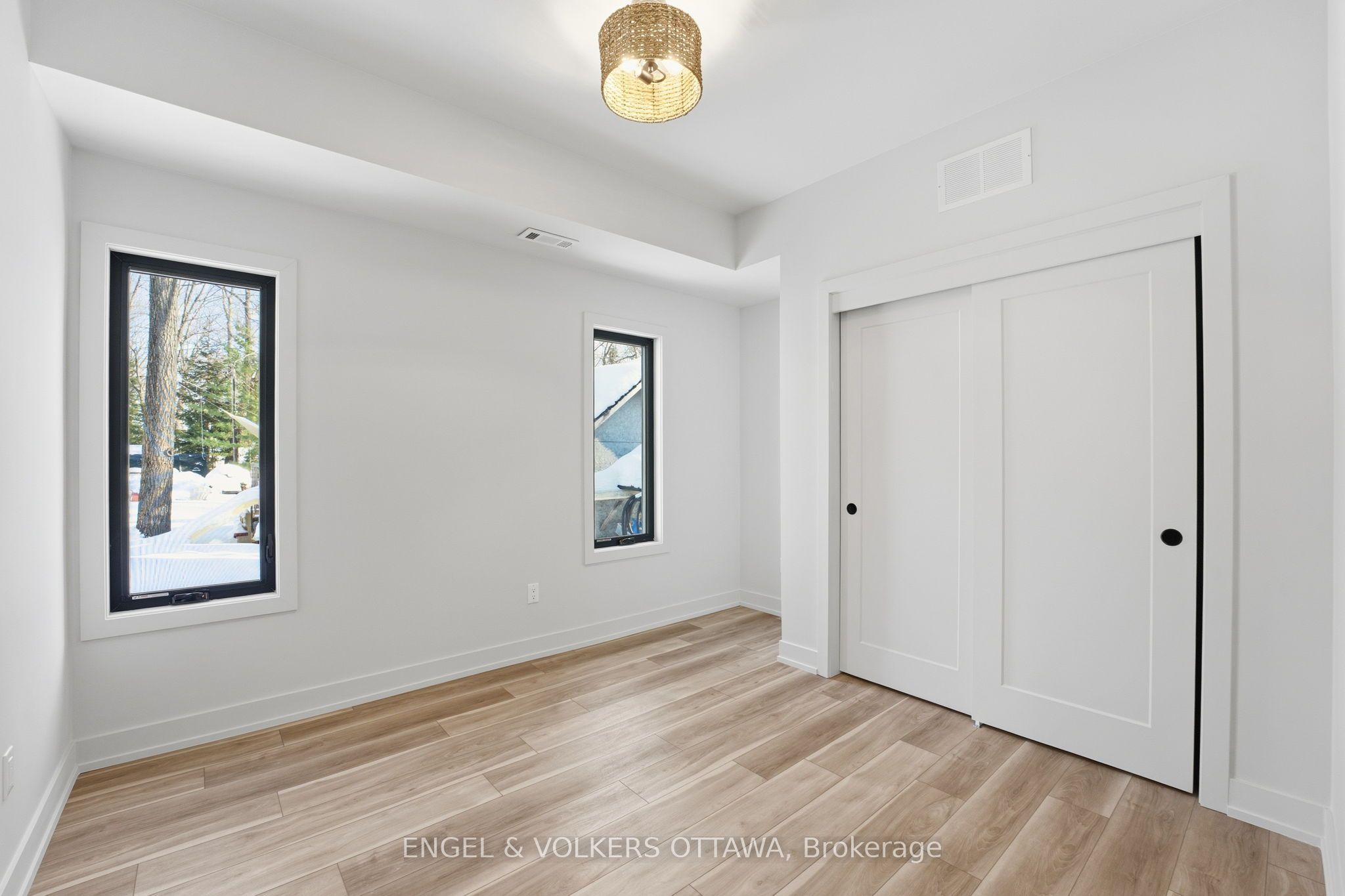 557 Bayview Drive Property Photo 24