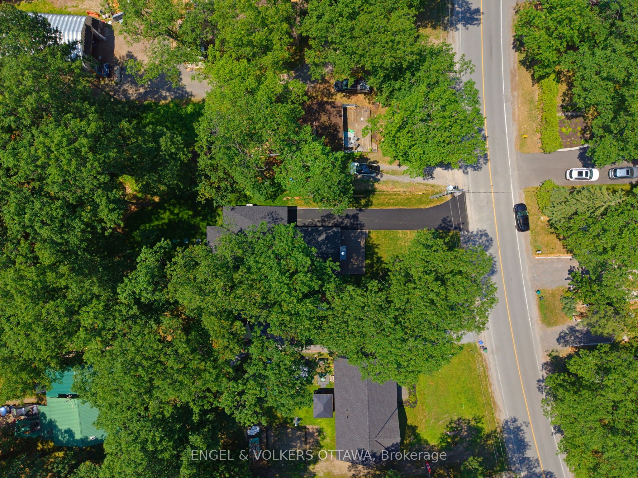 557 Bayview Drive Property Photo 31