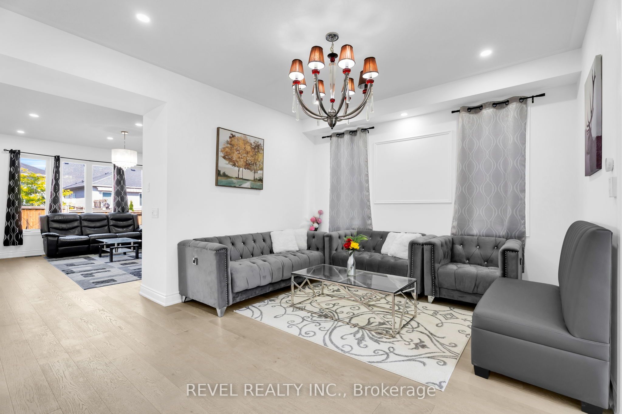 536 Brett Street Property Photo 6