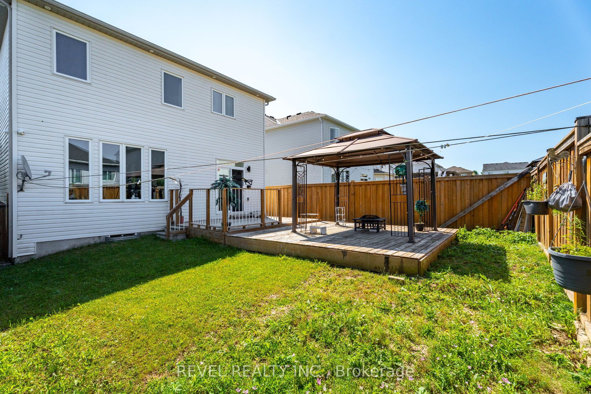 536 Brett Street Property Photo 45