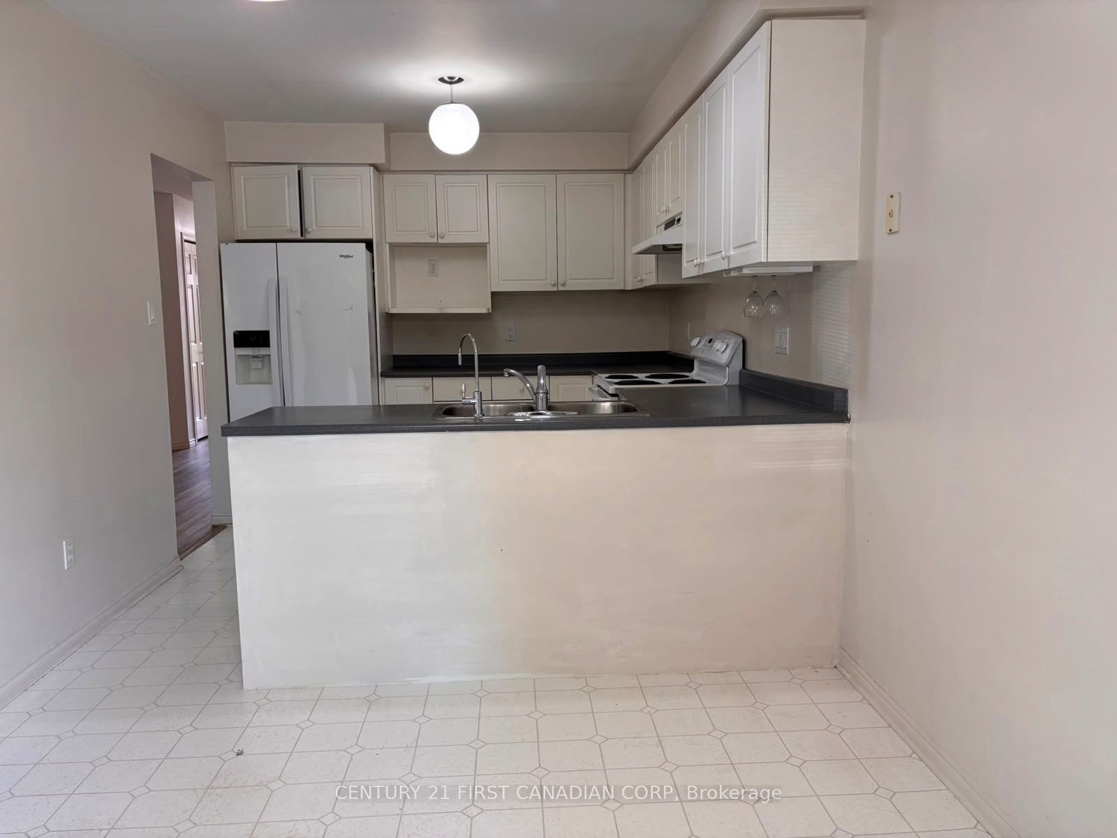 601 Grenfell Drive 79 Property Photo 11