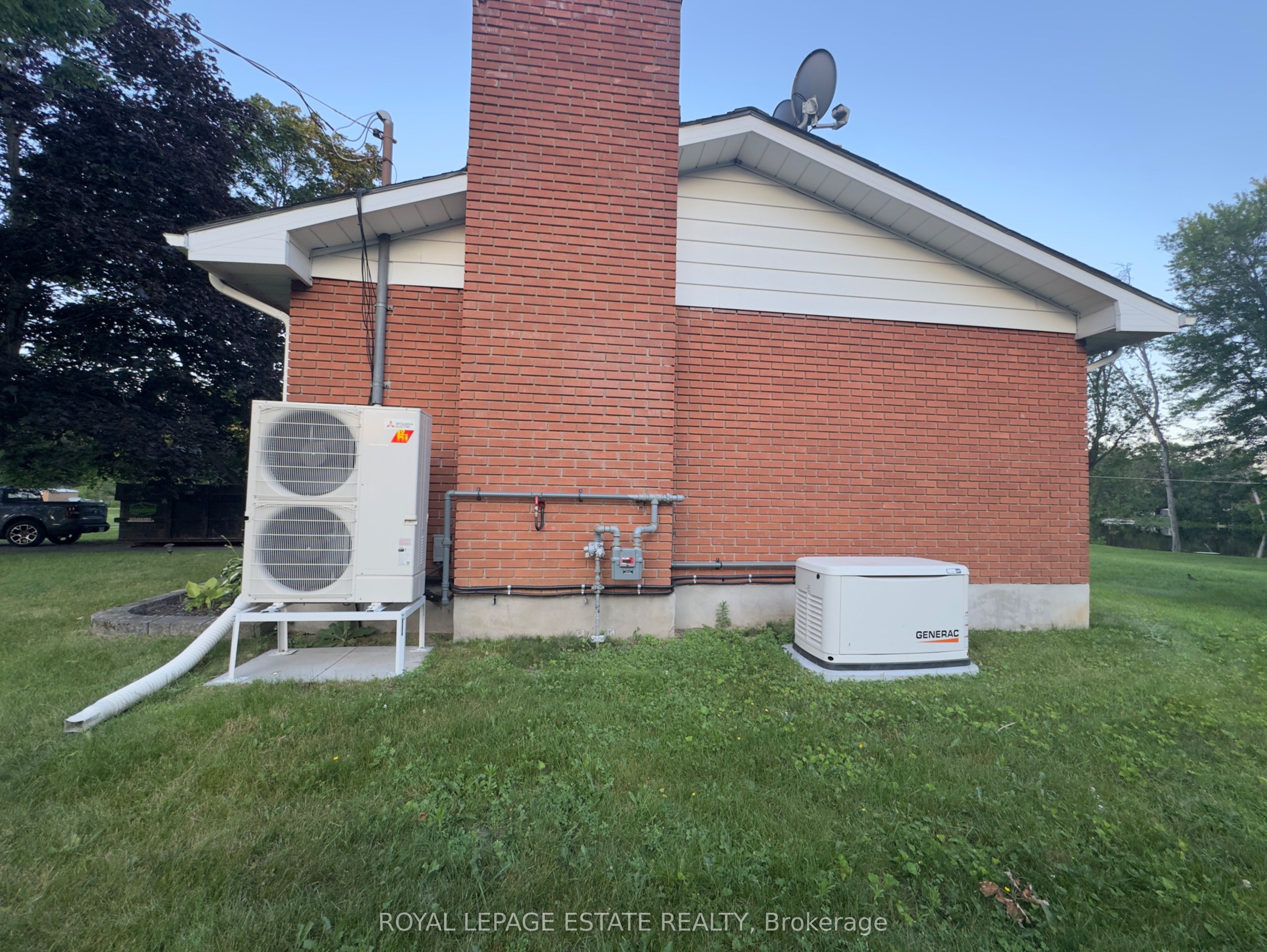 102 Greenfield Park Property Photo 35
