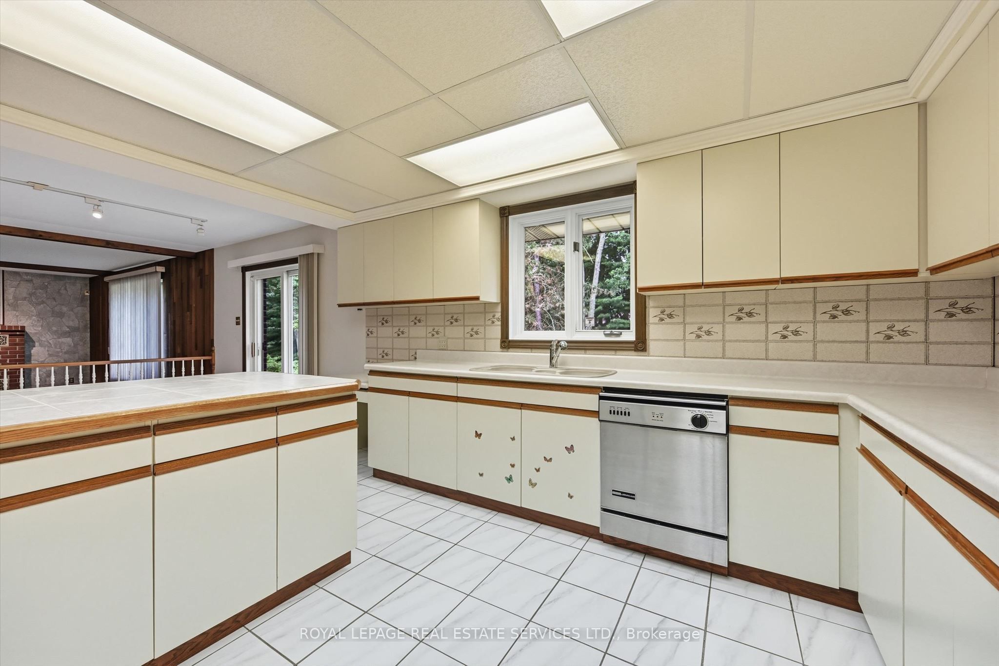 683 Canboro Road Property Photo 12