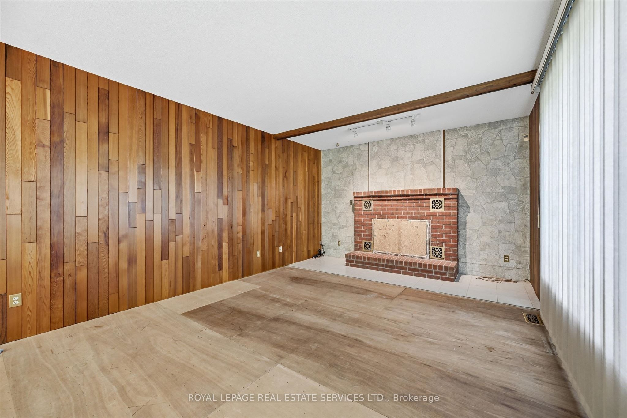 683 Canboro Road Property Photo 15