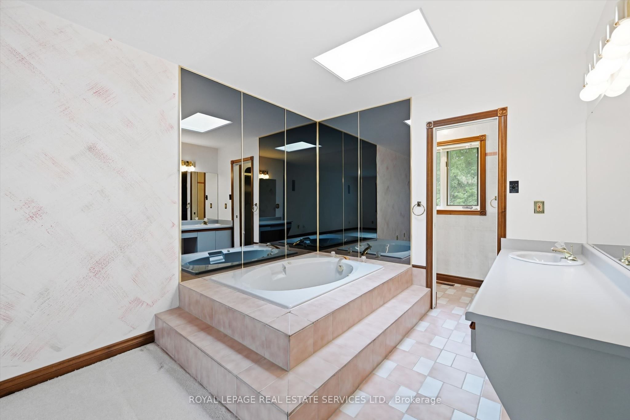683 Canboro Road Property Photo 31