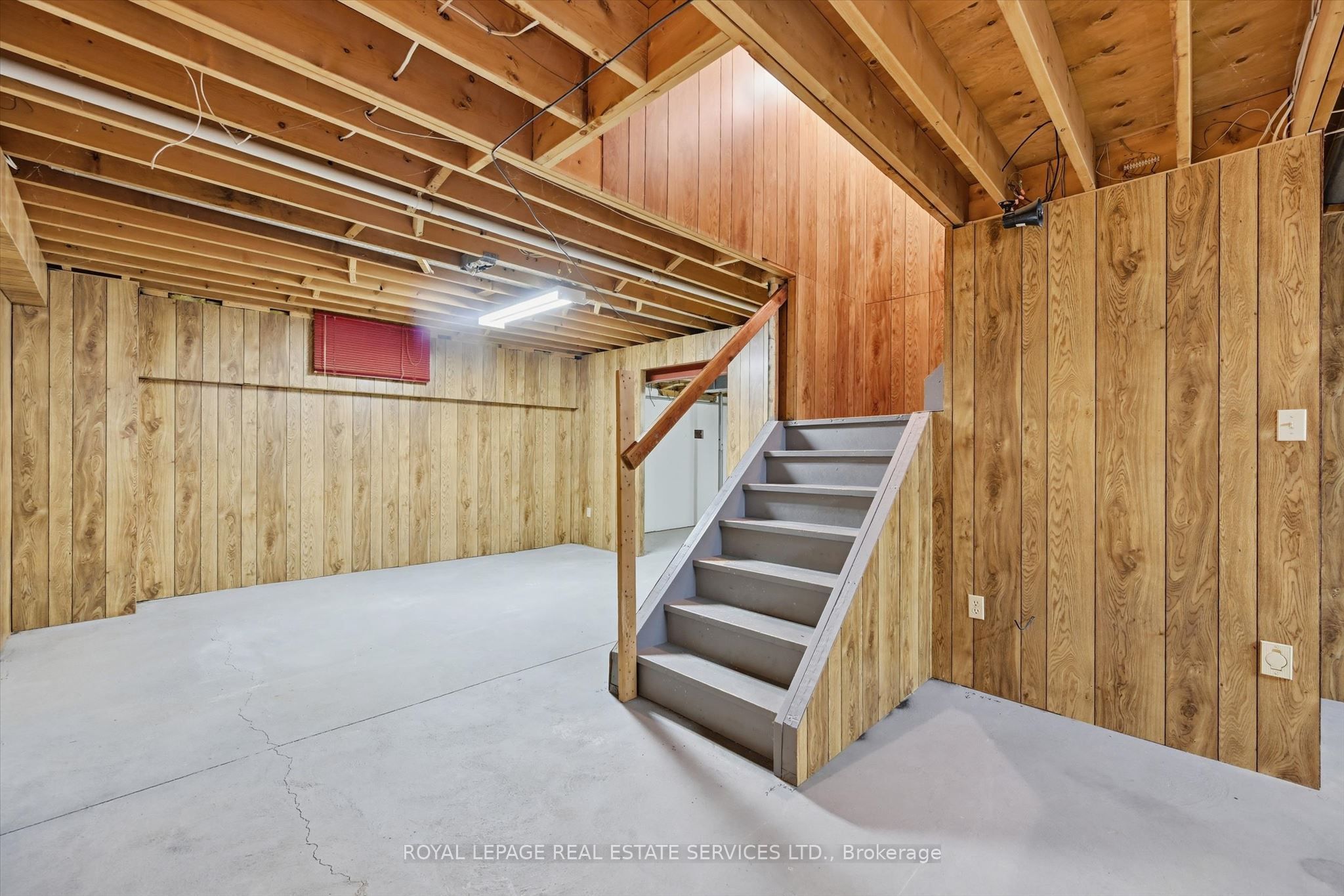 683 Canboro Road Property Photo 33