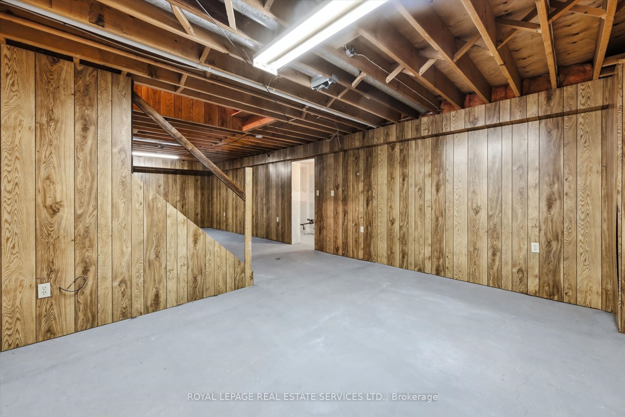 683 Canboro Road Property Photo 34