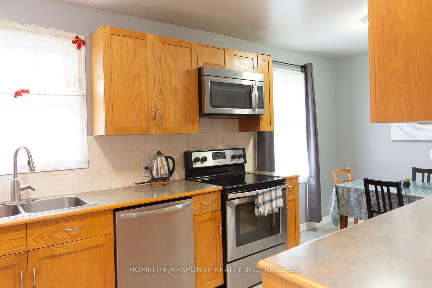 35 Parkdale Drive Property Photo 18