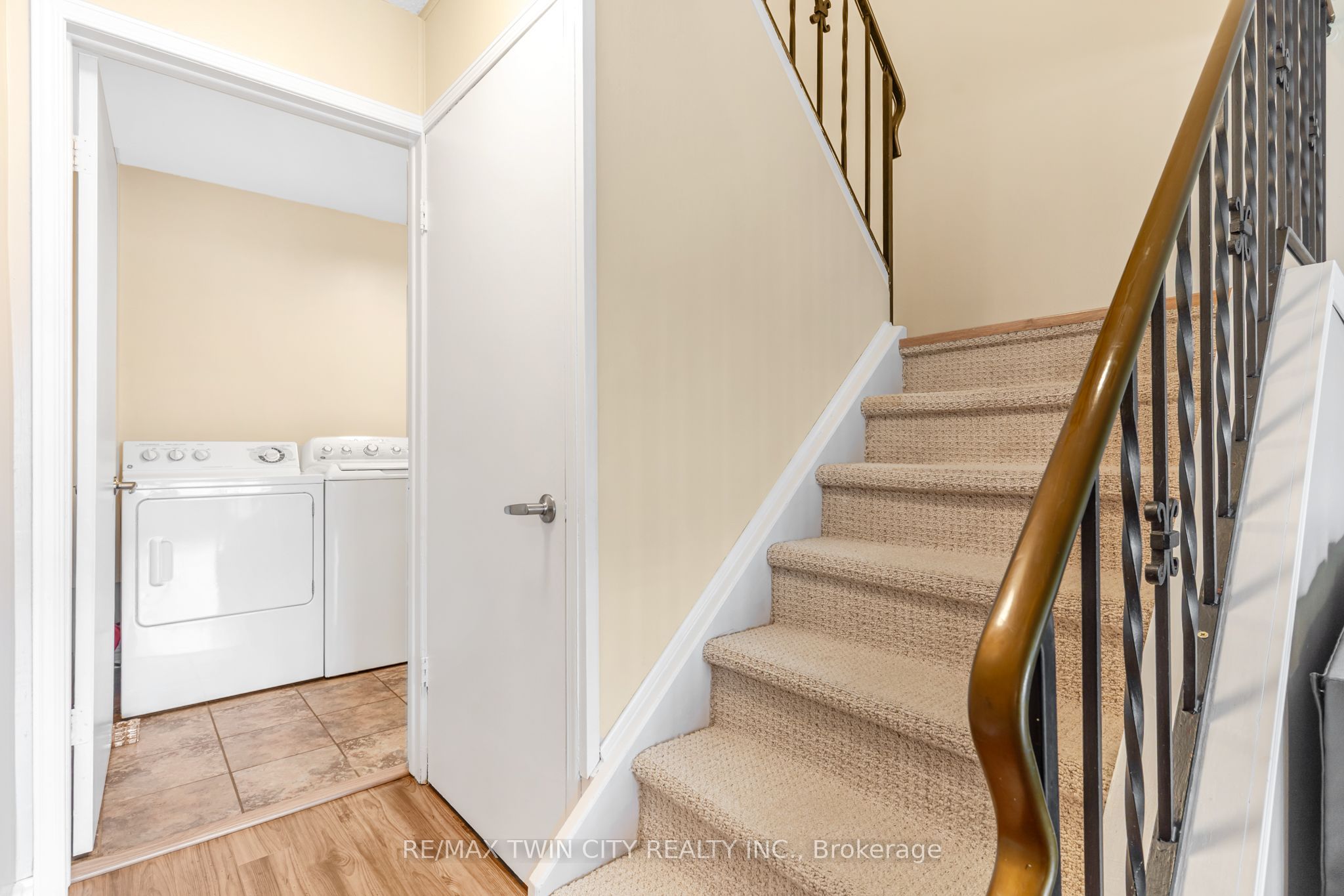 14 Williamsburg Road 51 Property Photo 20