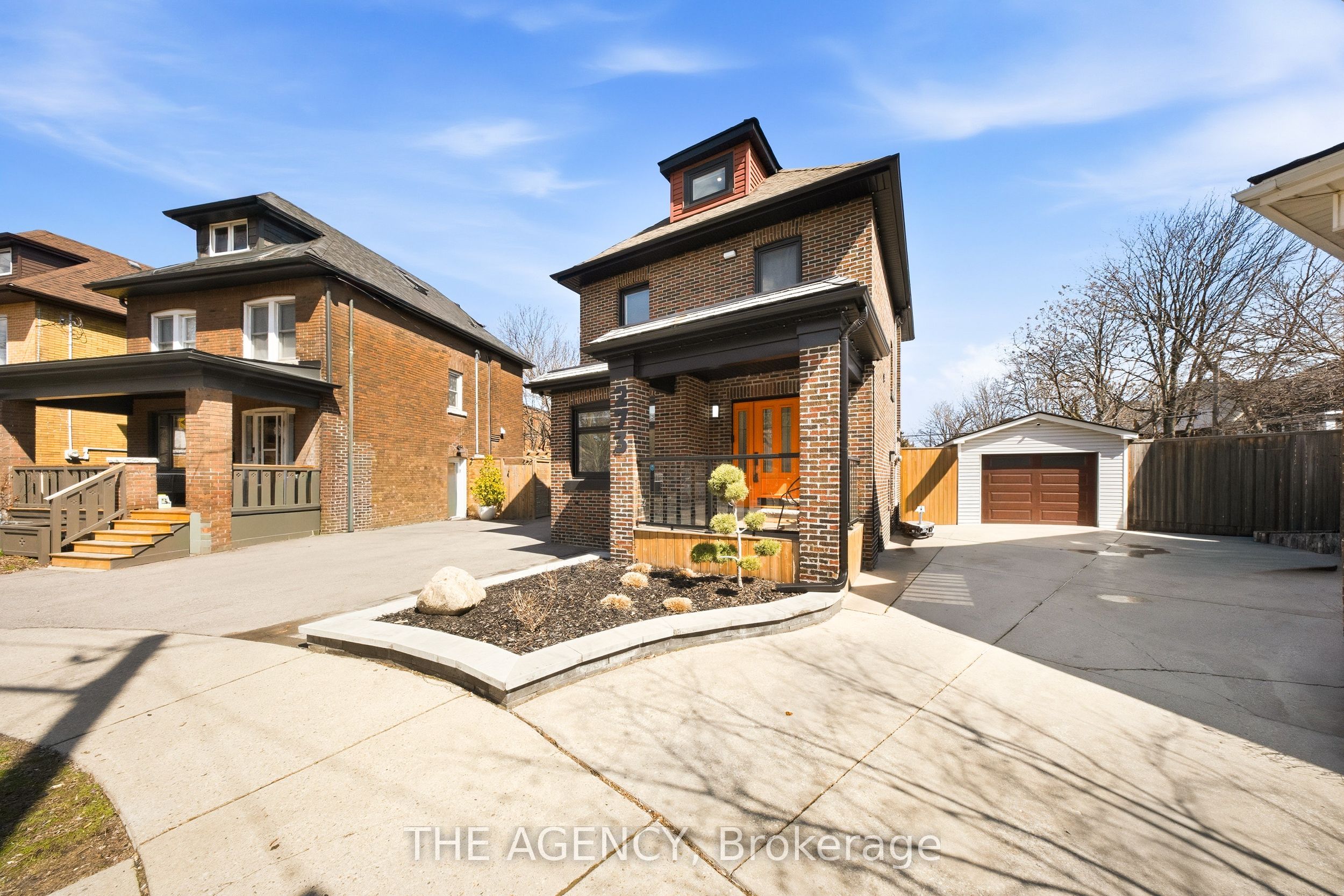 273 Stinson Crescent Property Photo 3