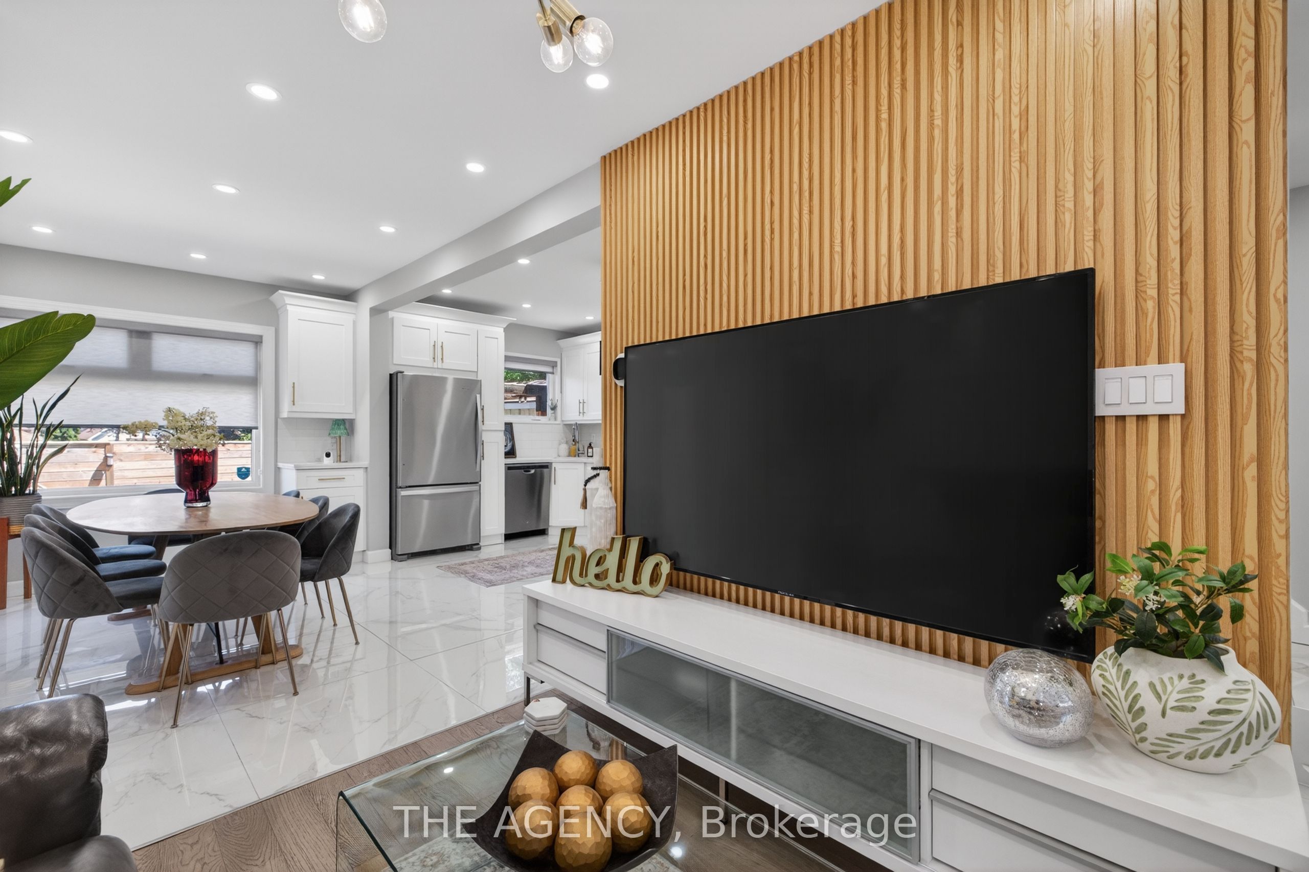 273 Stinson Crescent Property Photo 12