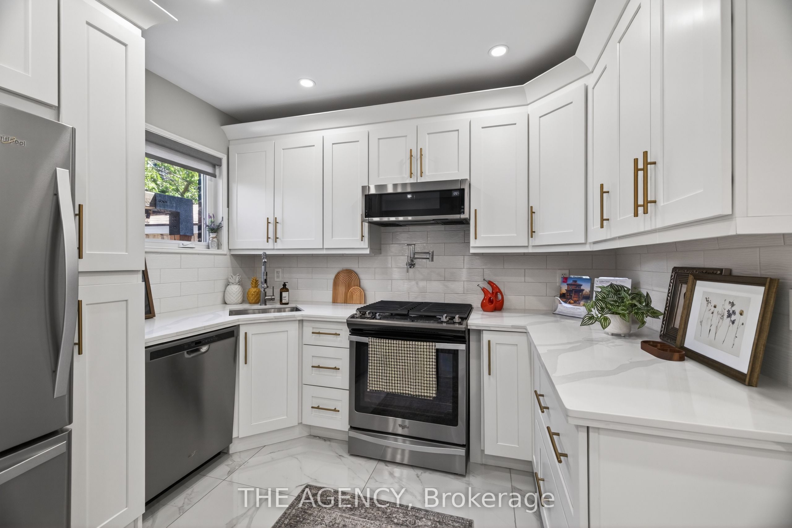 273 Stinson Crescent Property Photo 20