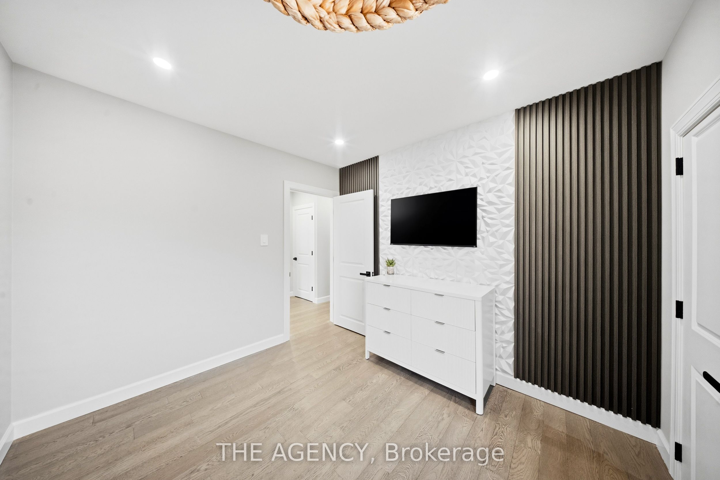 273 Stinson Crescent Property Photo 25