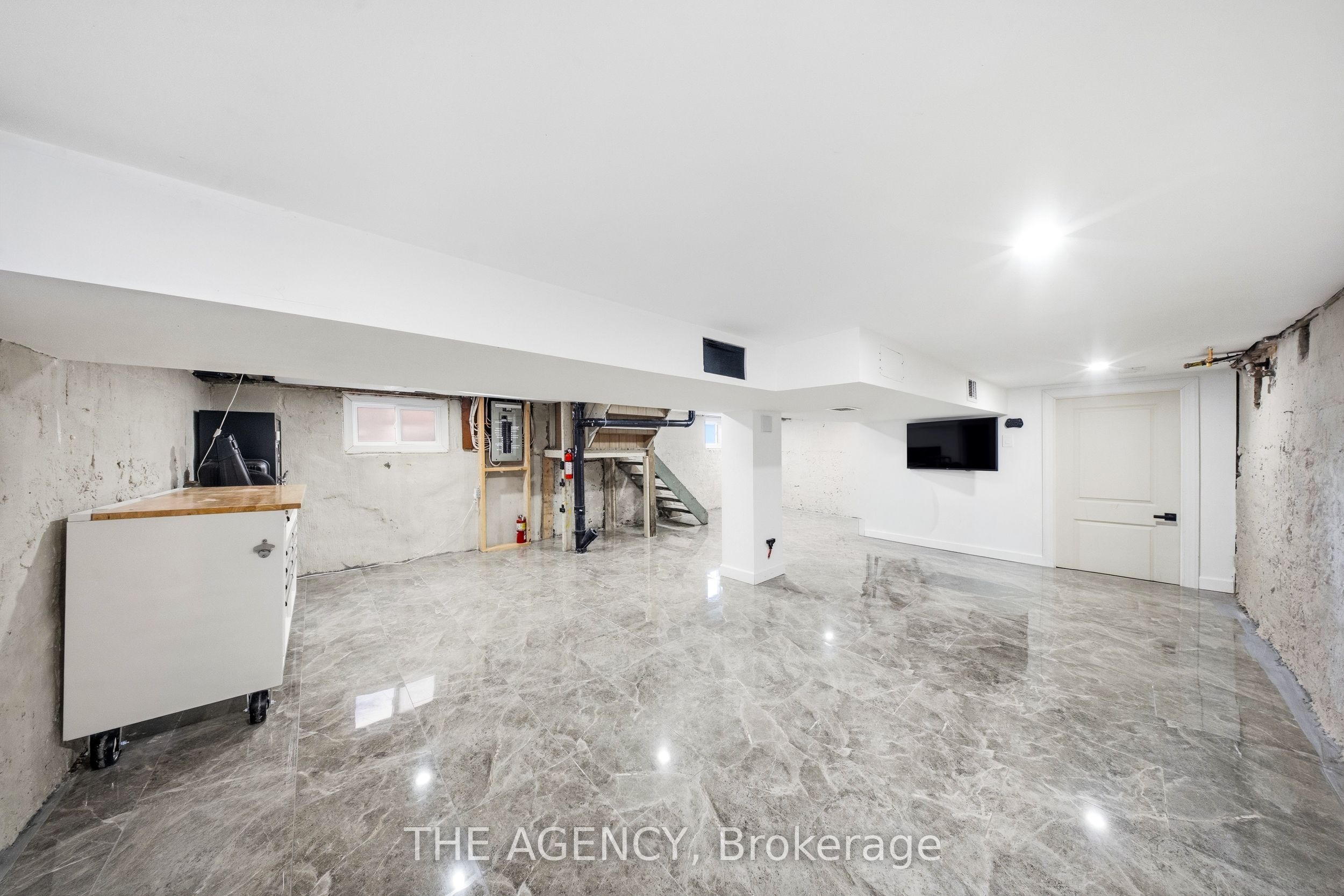 273 Stinson Crescent Property Photo 40