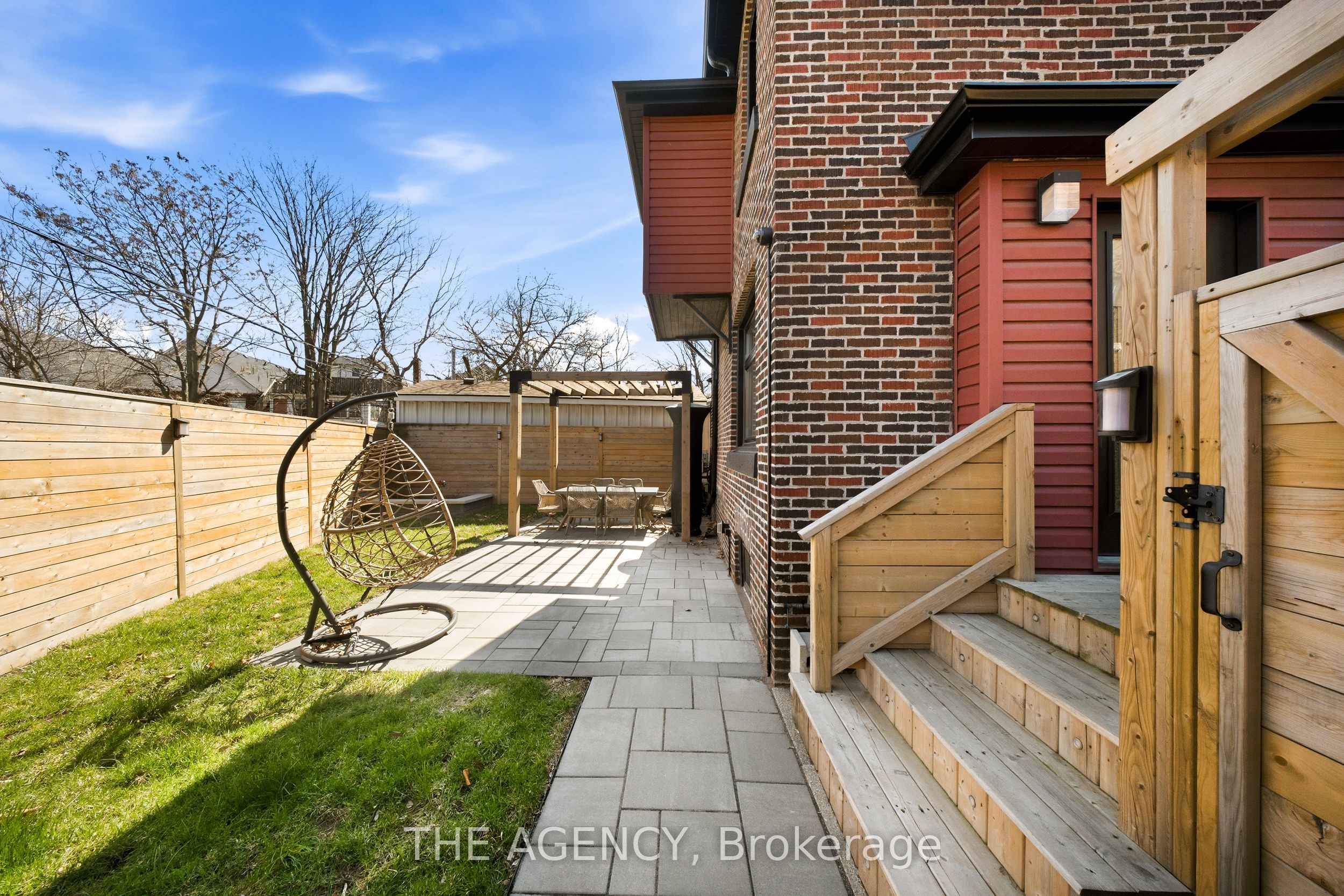 273 Stinson Crescent Property Photo 42