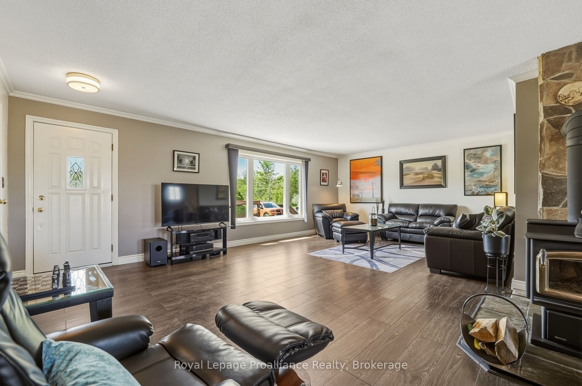 539 Lahey Road Property Photo 4