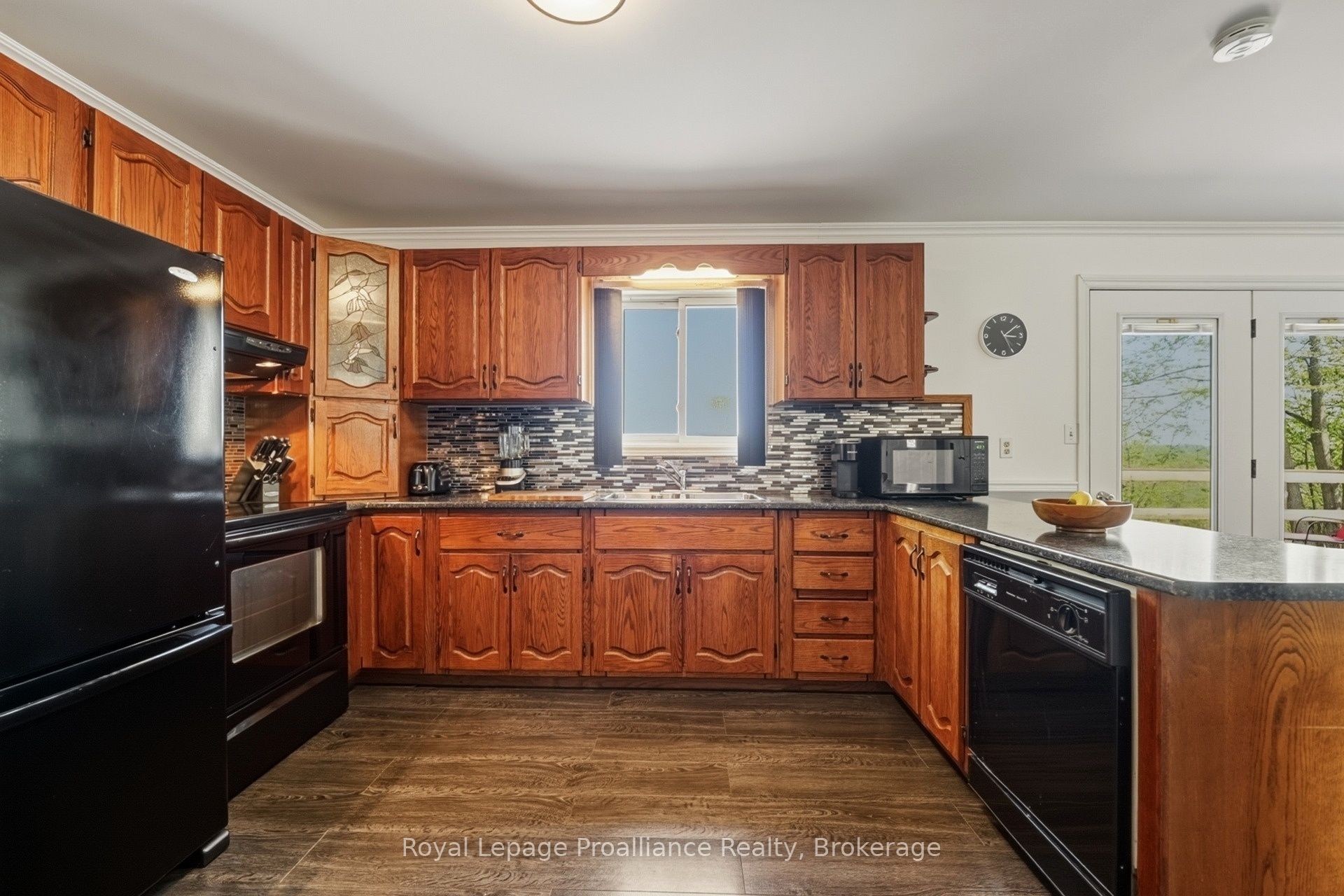 539 Lahey Road Property Photo 10