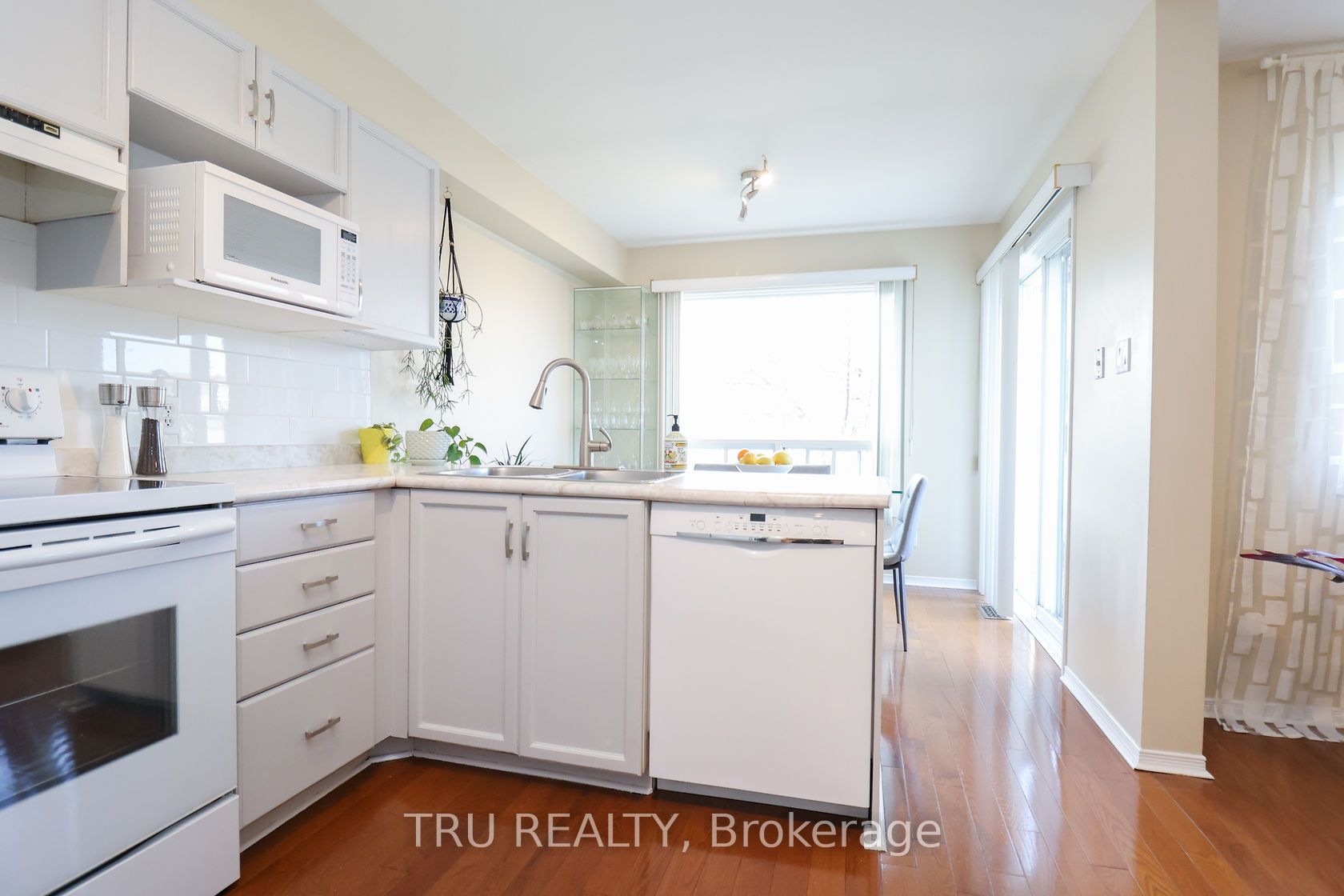 186 Daventry Crescent Property Photo 15