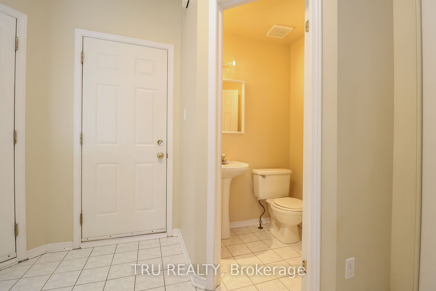 186 Daventry Crescent Property Photo 37