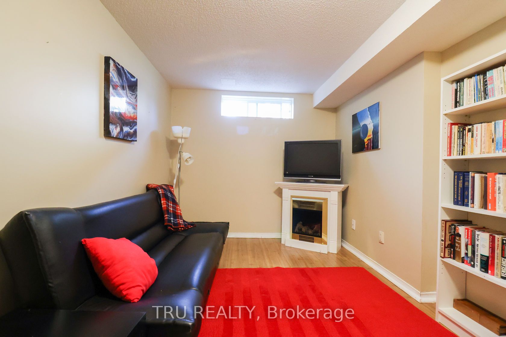 186 Daventry Crescent Property Photo 42