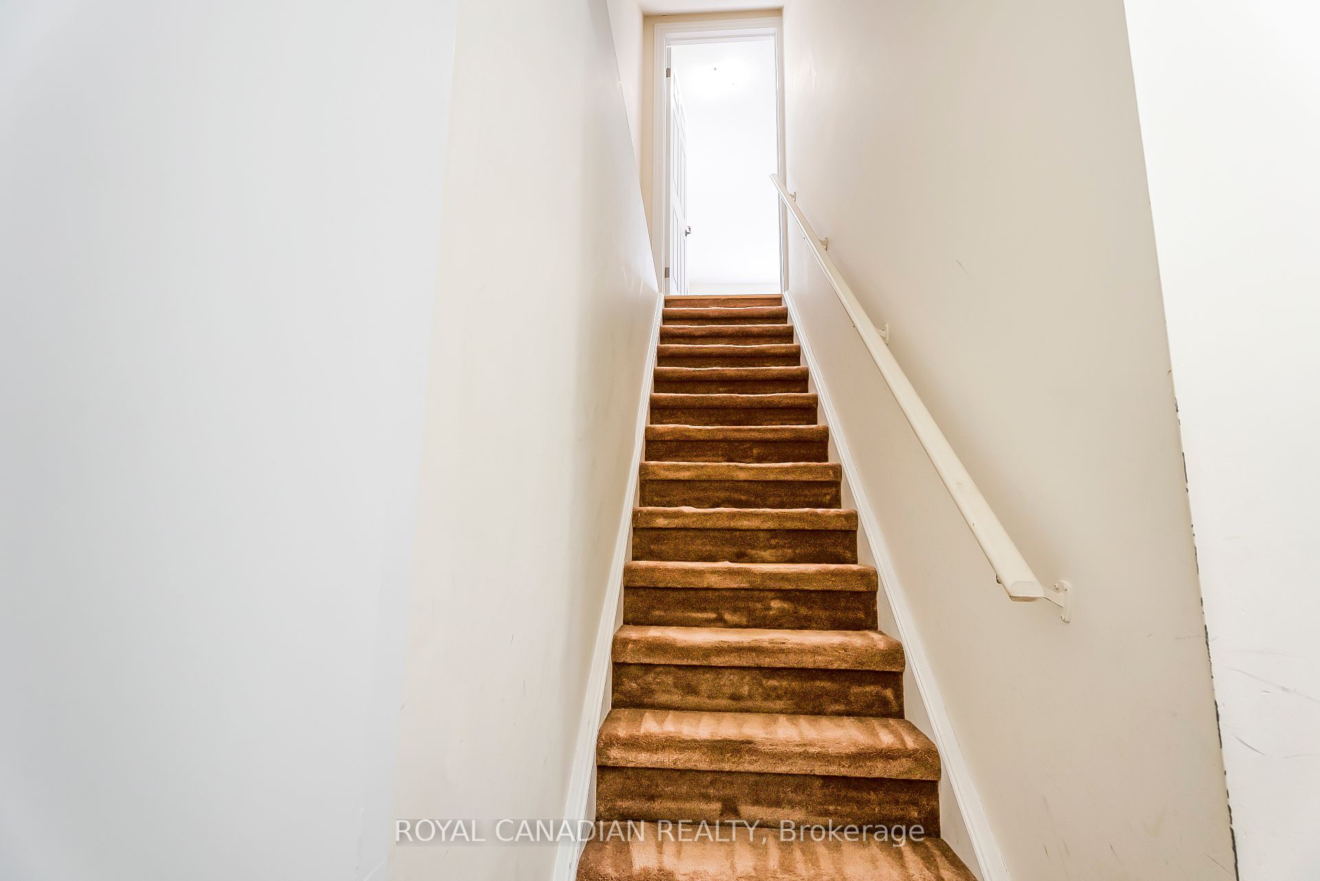 756 Linden Drive Property Photo 6