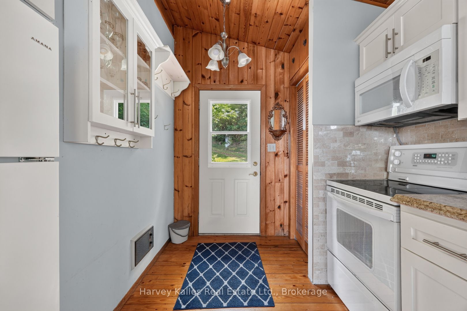 260 West Point Sands Road Property Photo 6