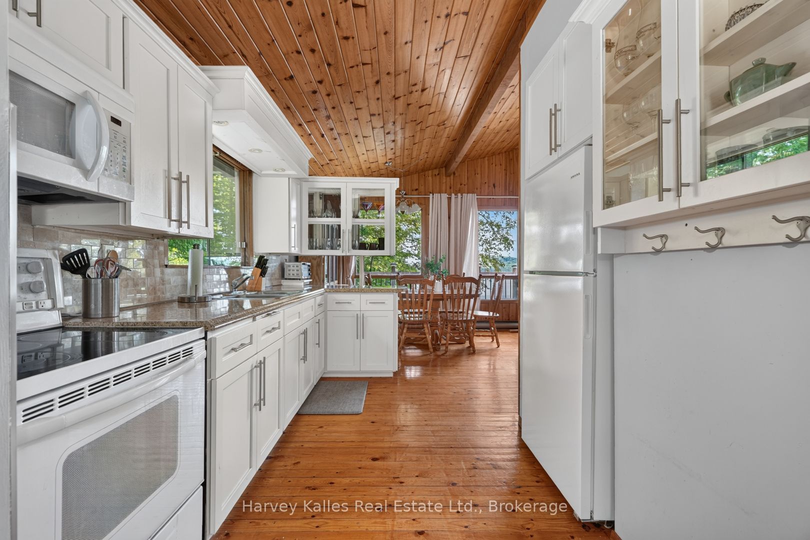 260 West Point Sands Road Property Photo 7