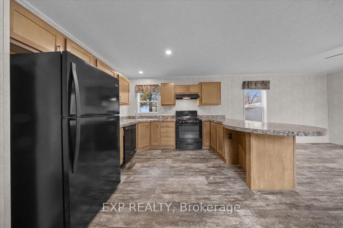 114 Harold Valley Drive Property Photo 10