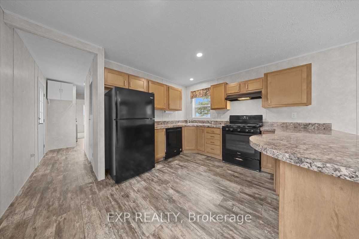 114 Harold Valley Drive Property Photo 11