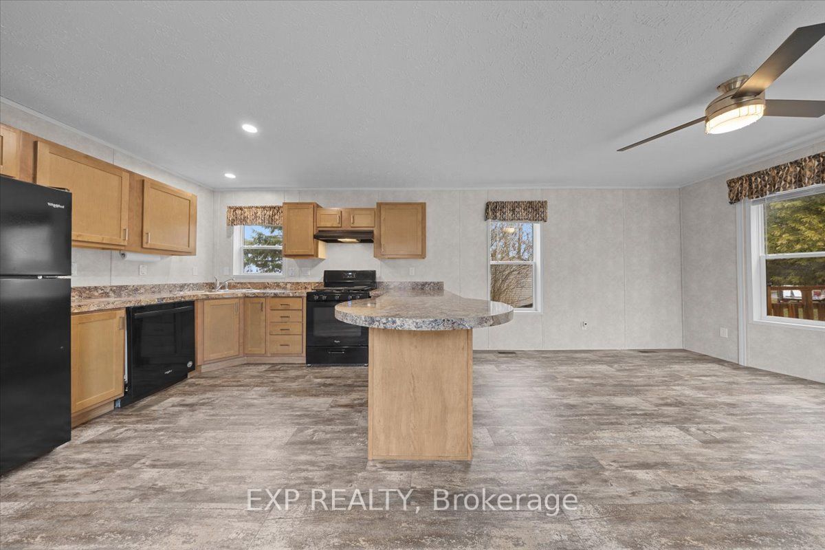 114 Harold Valley Drive Property Photo 14