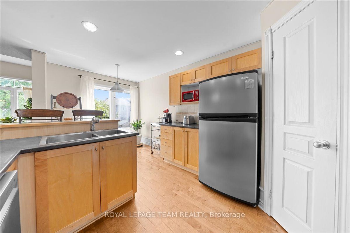 40 Saddlesmith Circle Property Photo 6
