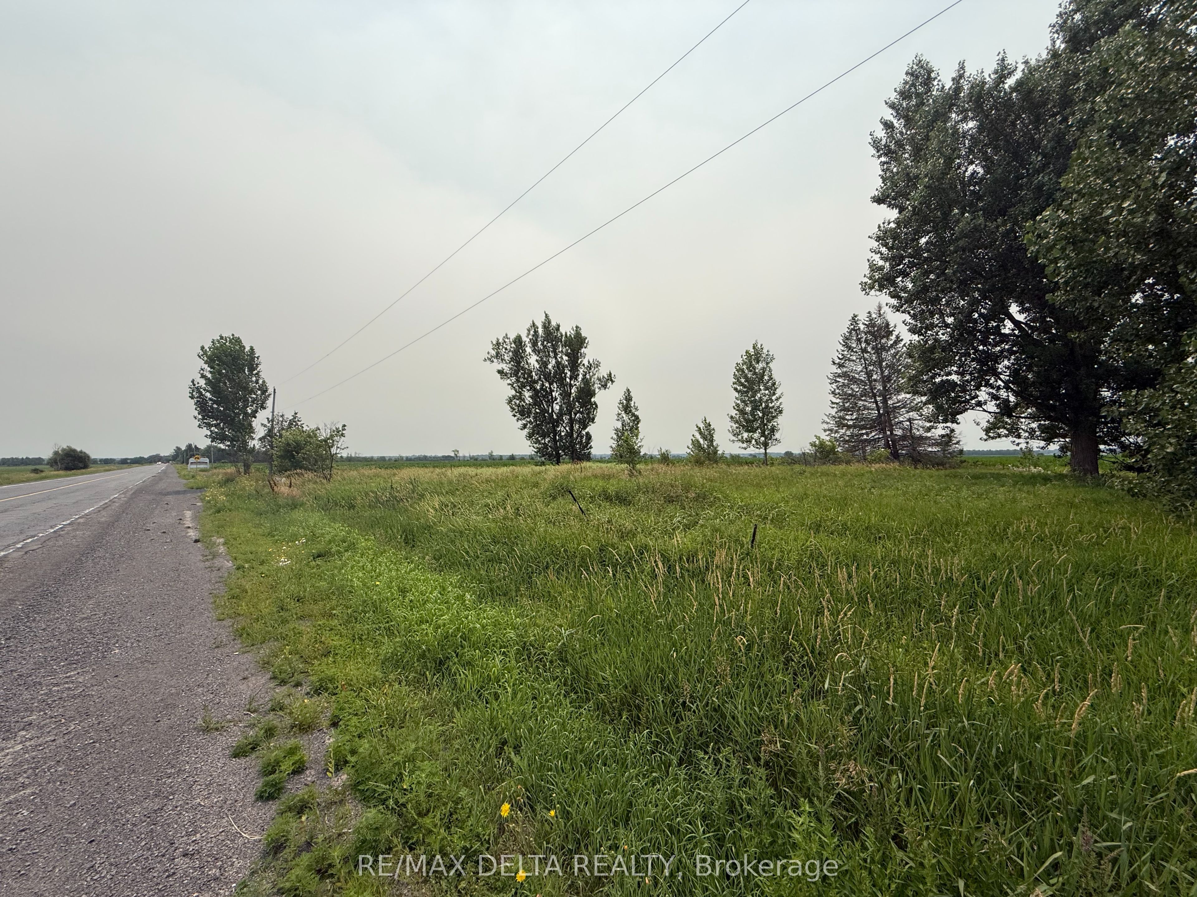 3494 Boudreau Road Property Photo 5