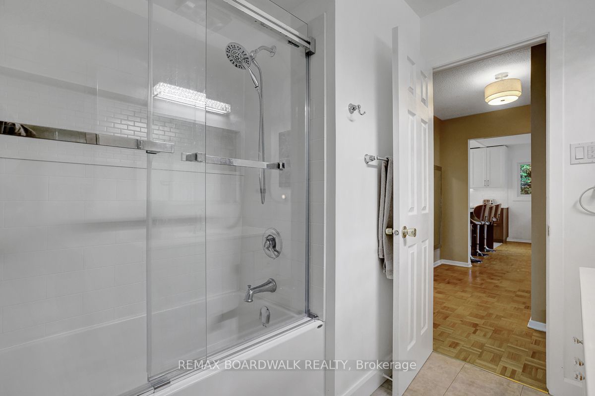101 Park Avenue Property Photo 28