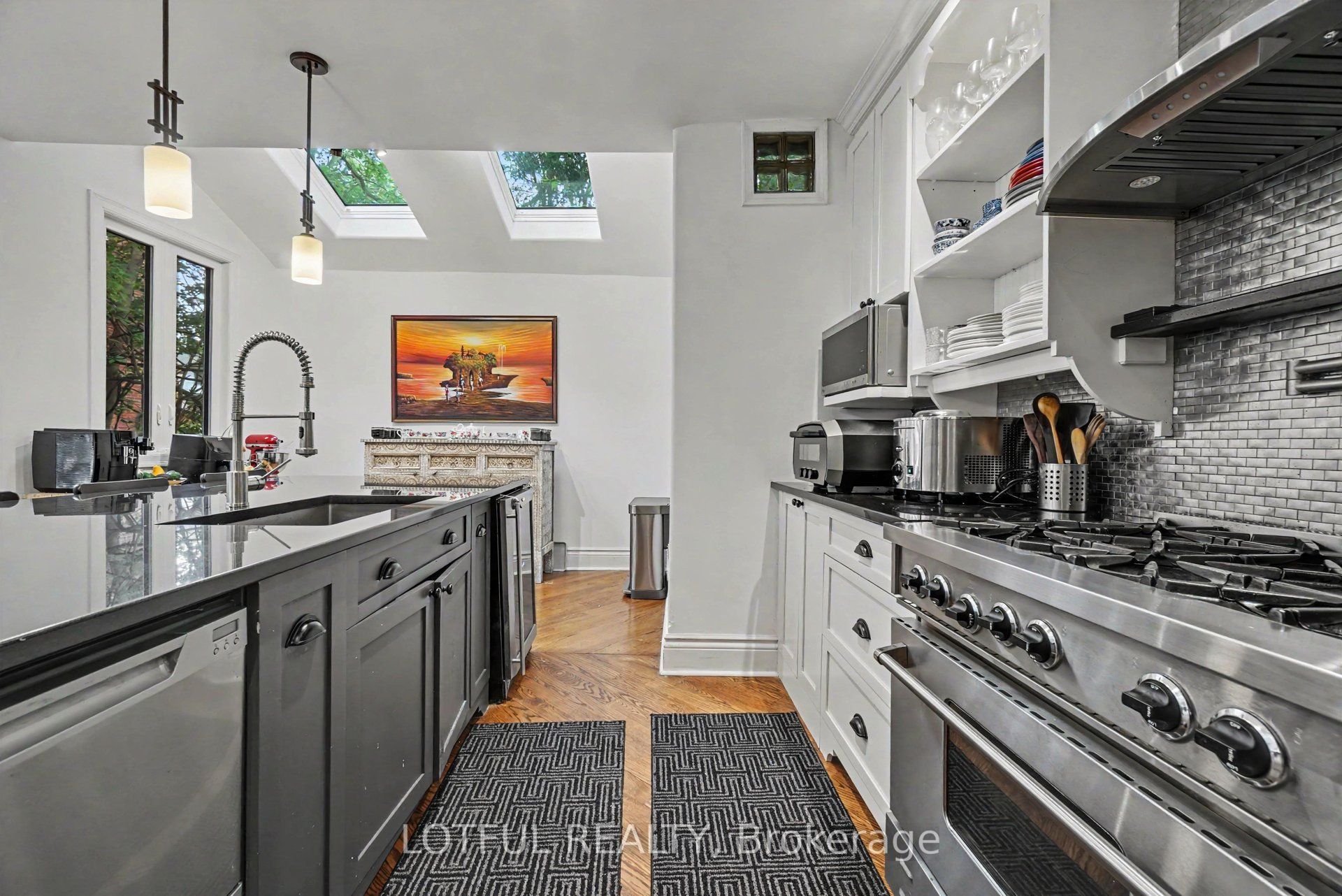 518 Hilson Avenue Property Photo 10