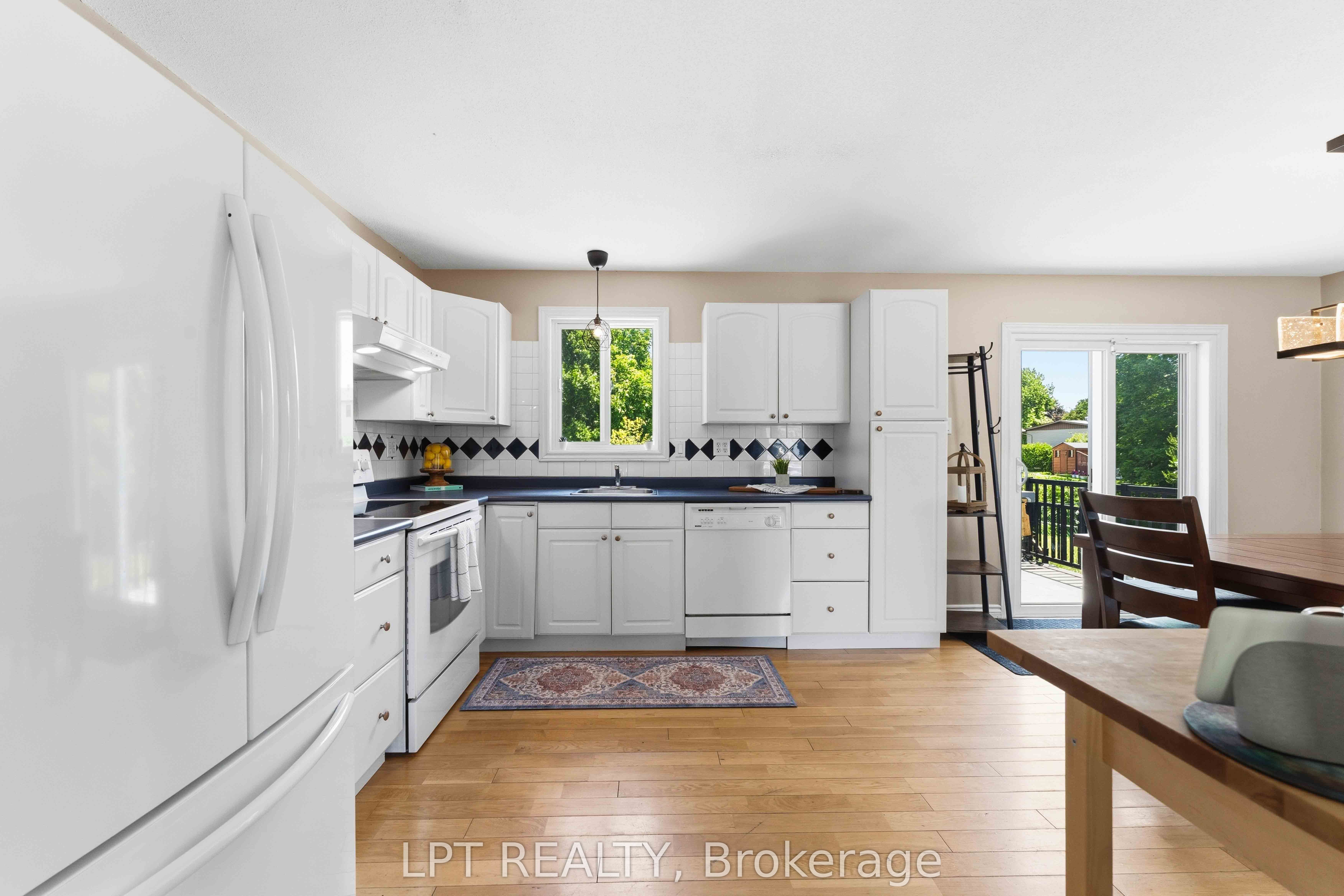 34 Fringewood Drive Property Photo 10