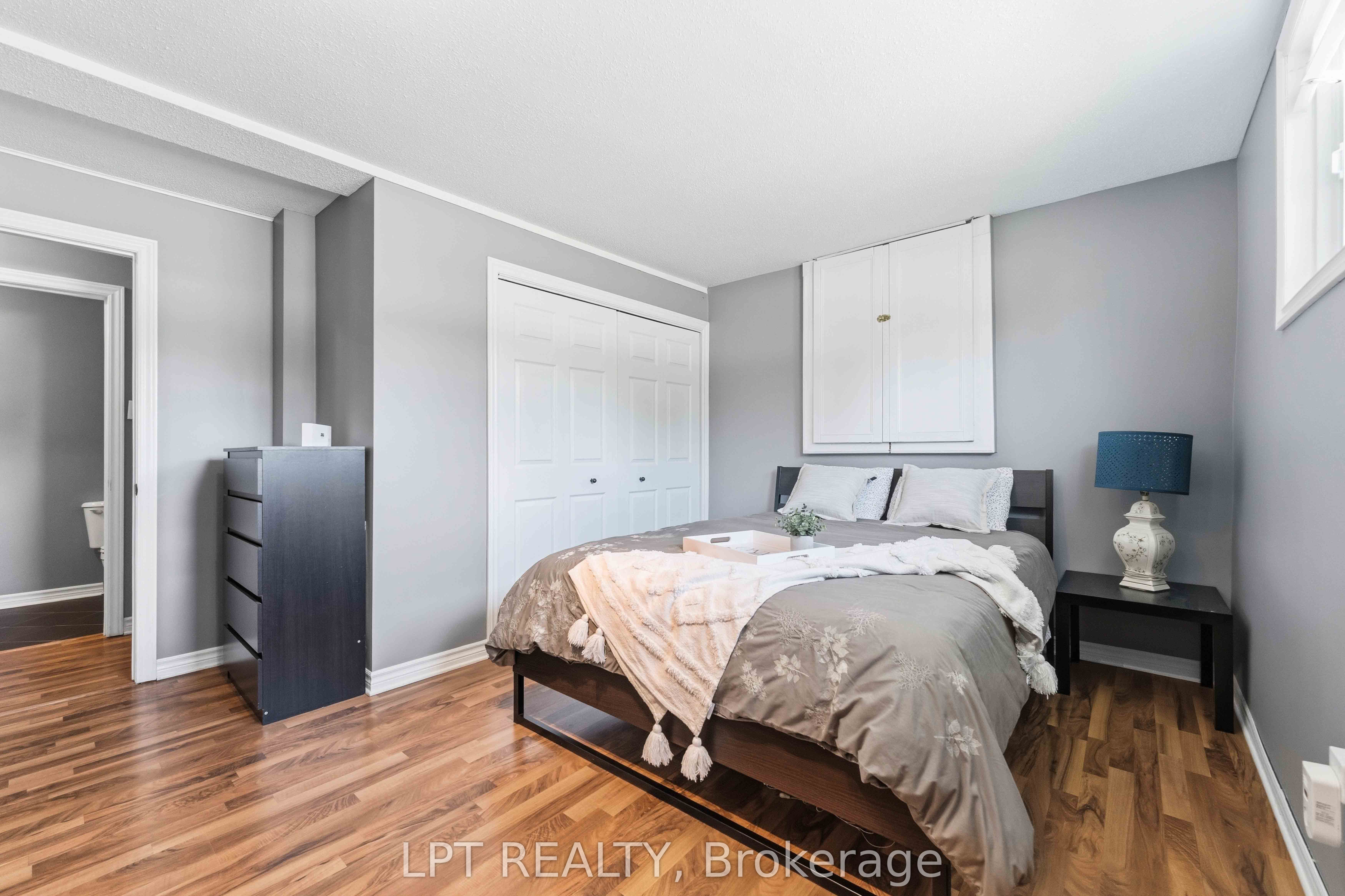 34 Fringewood Drive Property Photo 25