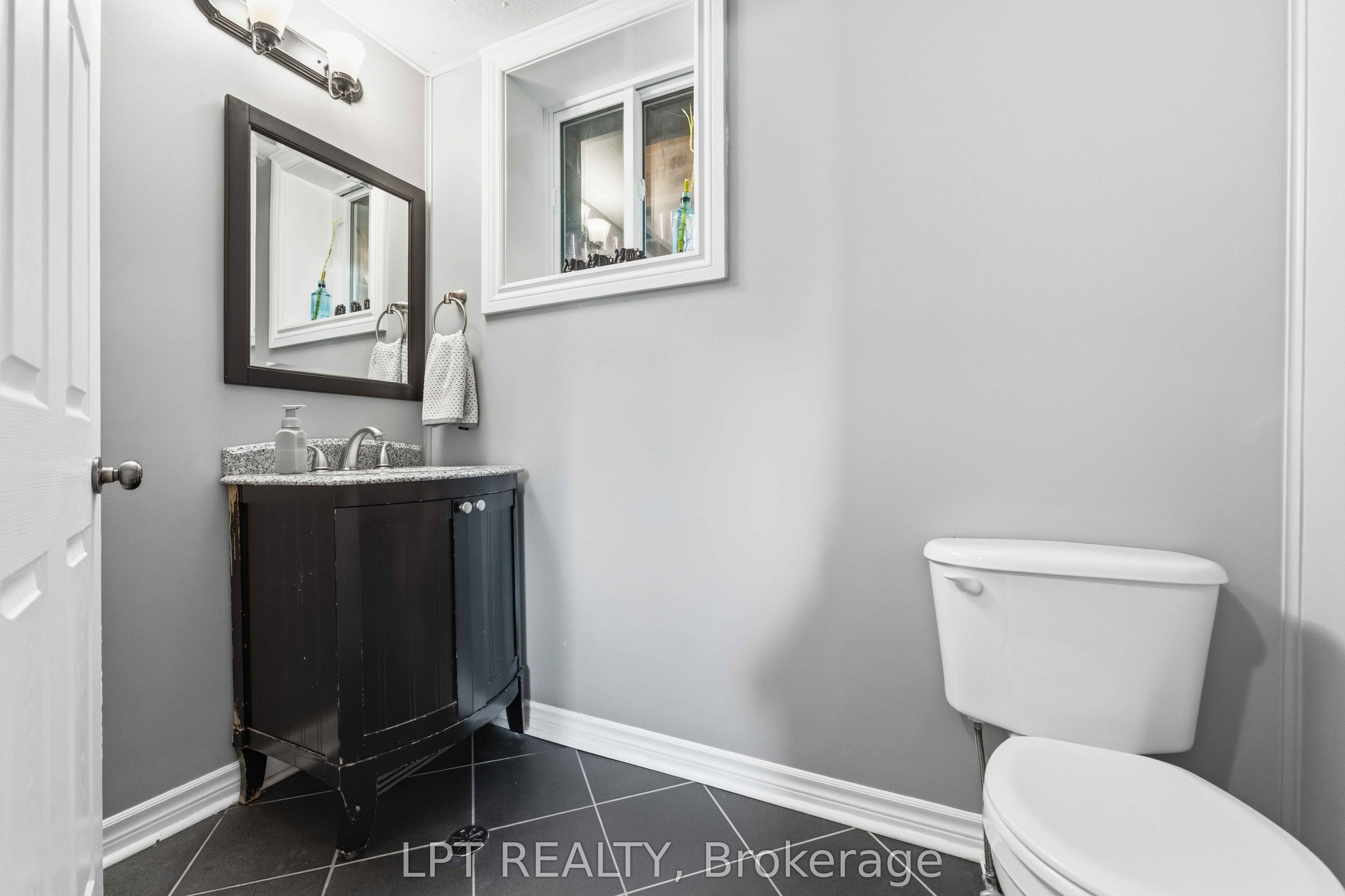 34 Fringewood Drive Property Photo 27