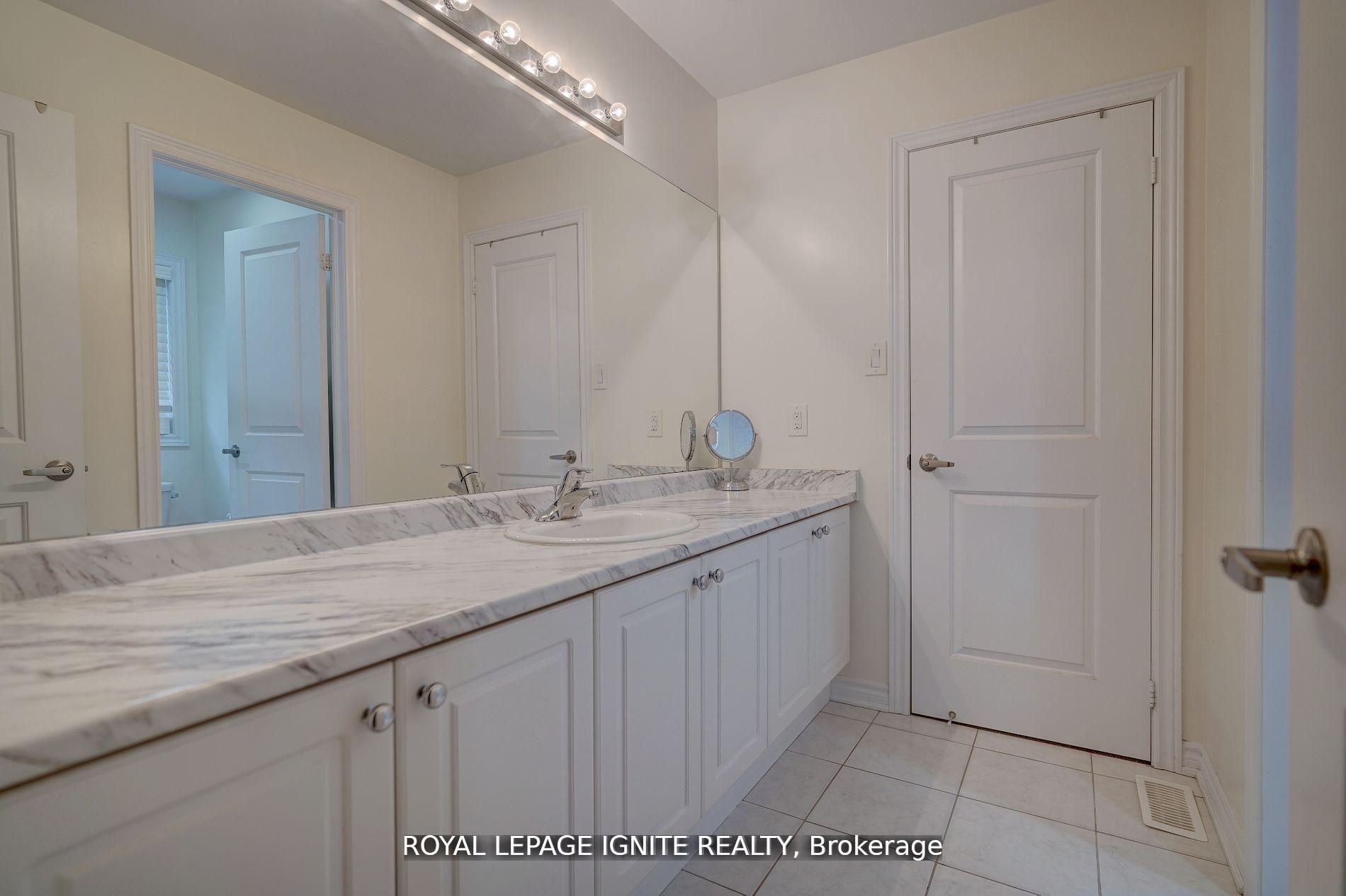 41 Northhill Avenue E Property Photo 21