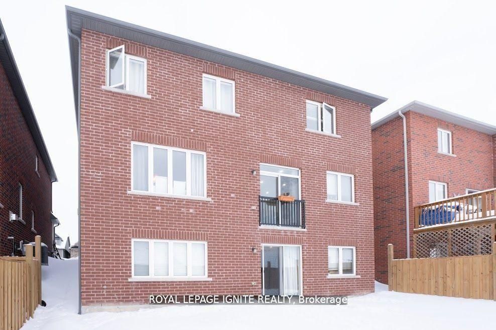 41 Northhill Avenue E Property Photo 26